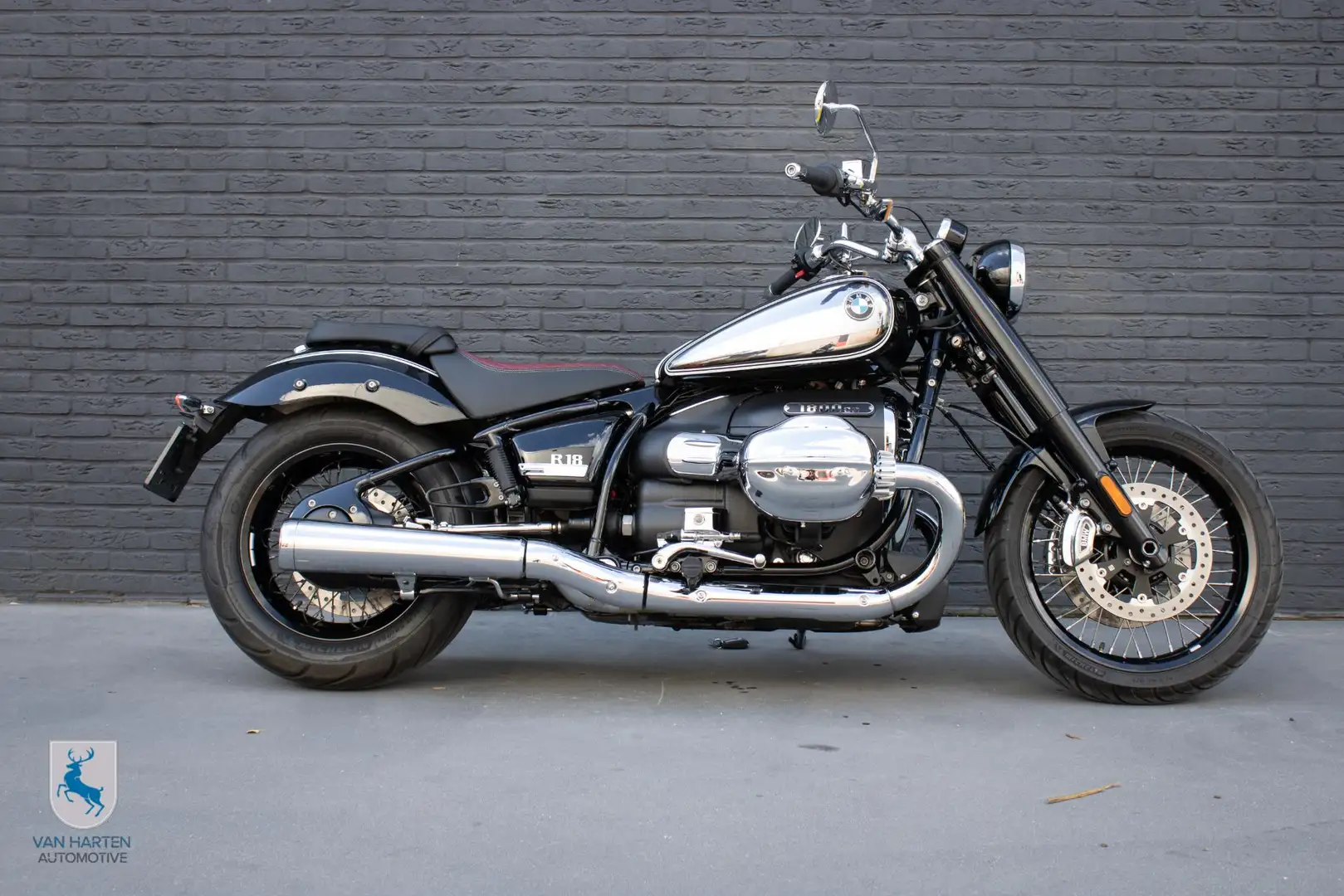 BMW R 18 100 Years / Akrapovic / BTW Negro - 1