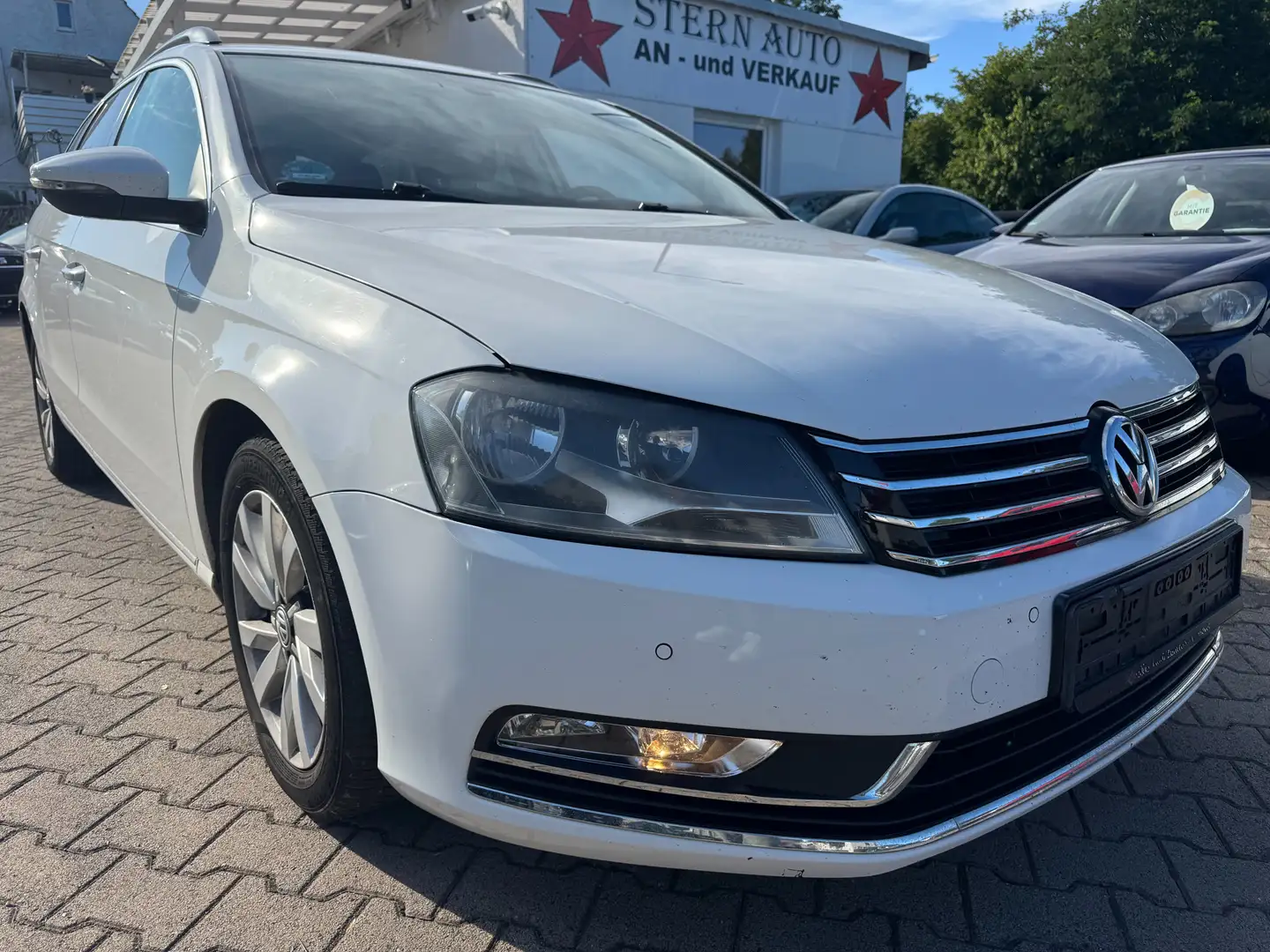 Volkswagen Passat Variant Comfortline BlueMotion*Sitzbelüftung*Massage White - 1