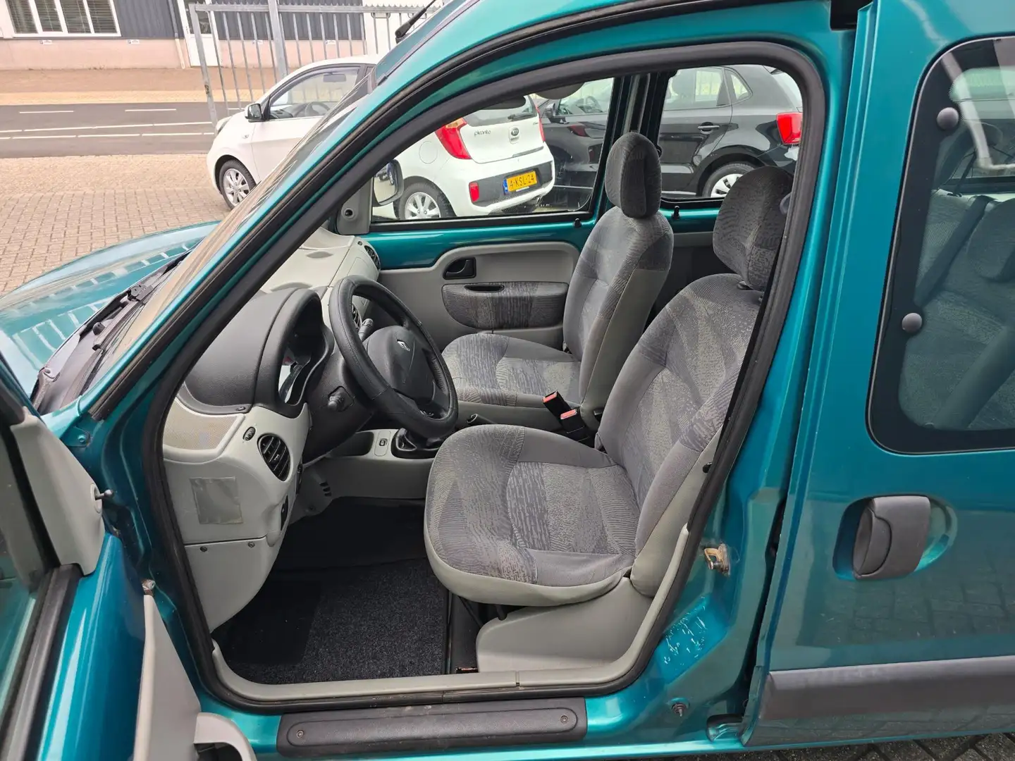 Renault Kangoo 1.2-16V Privilège 5-deurs Airco Stuurbekr NL Auto Green - 2