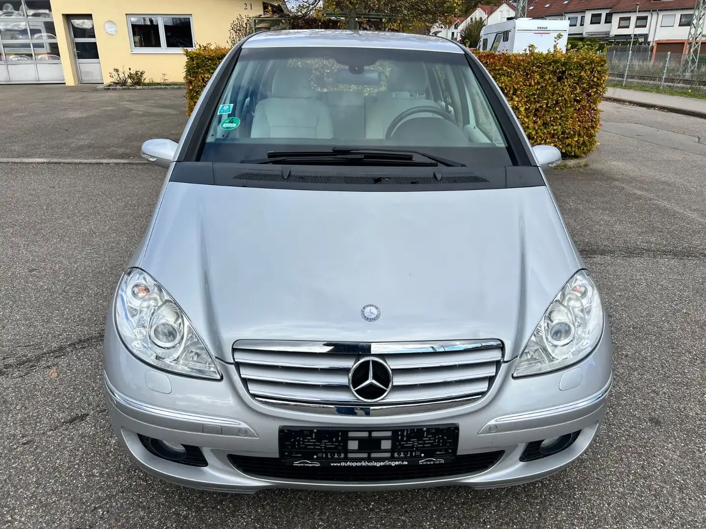 Mercedes-Benz A 200 CDI*AUTOM*NUR 89500KM*AHK*SITZHZG*HAGEL* Silber - 2