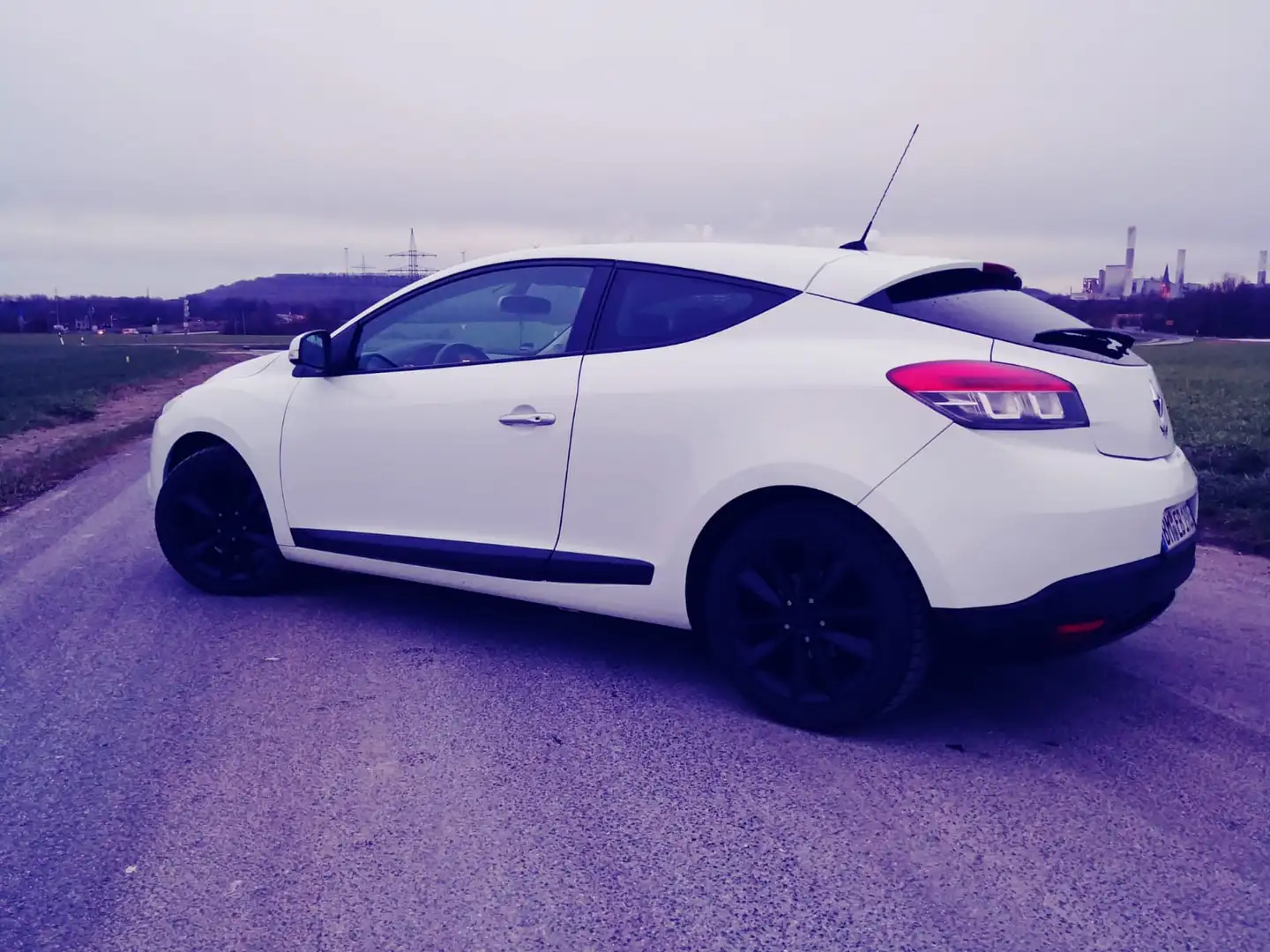 Renault Megane Mégane Coupé Dynamique TCe 130 Dynamique Weiß - 2