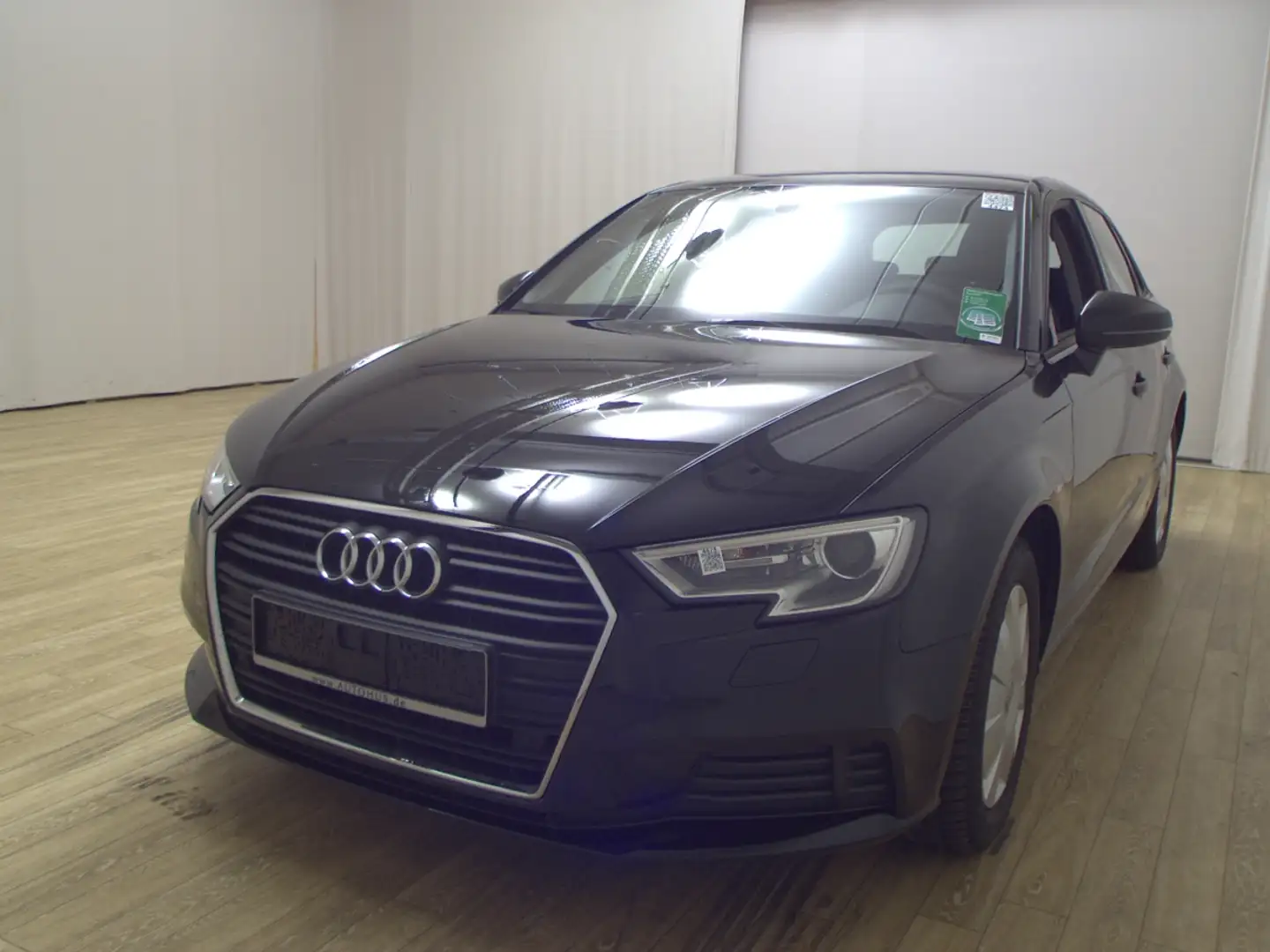 Audi A3 SB 35 TFSI Navi Xenon PDC SHZ Klima Schwarz - 2