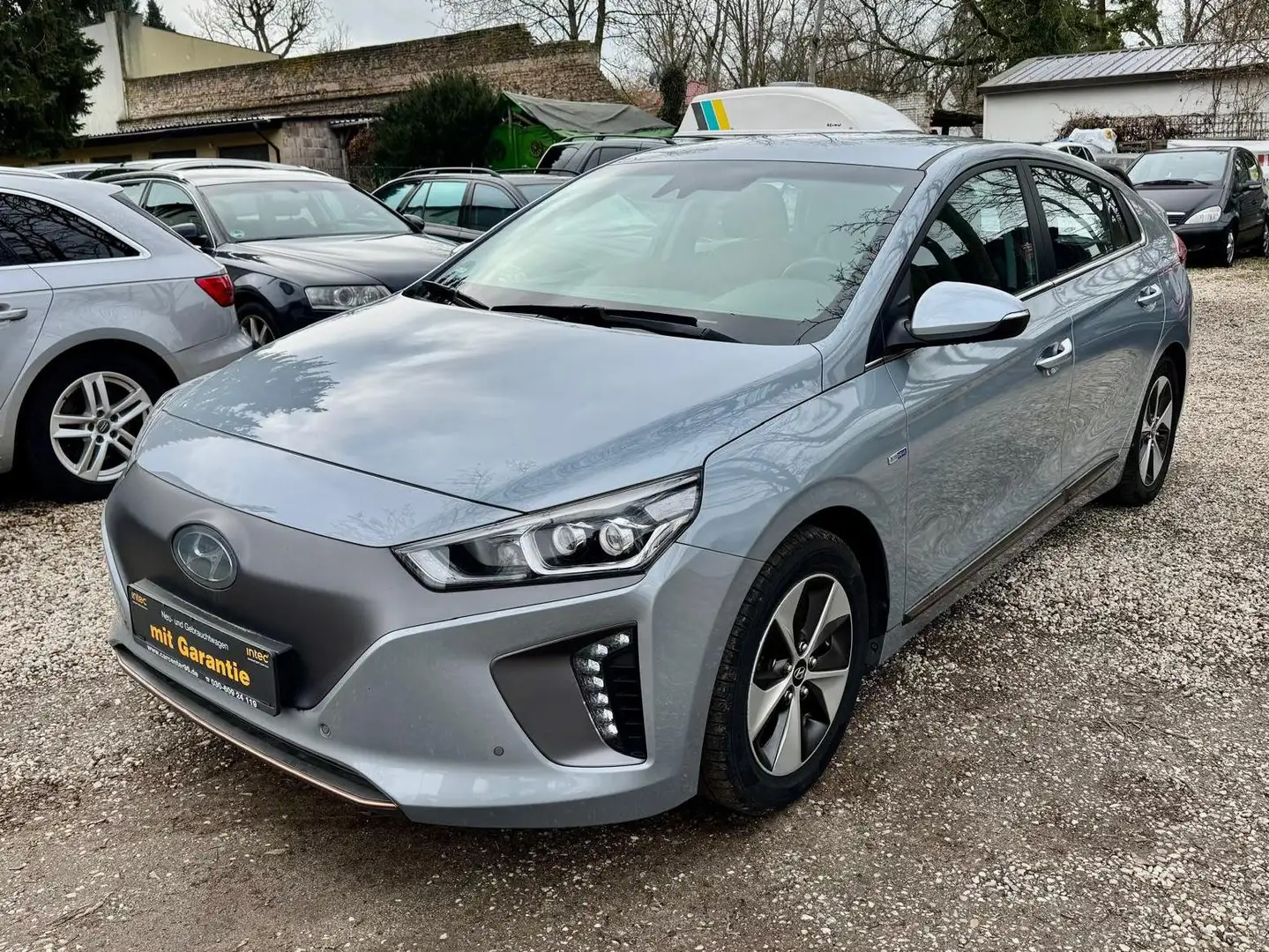 Hyundai IONIQ Premium Elektro Navi LED Klima Leder Scheckheft Grau - 1