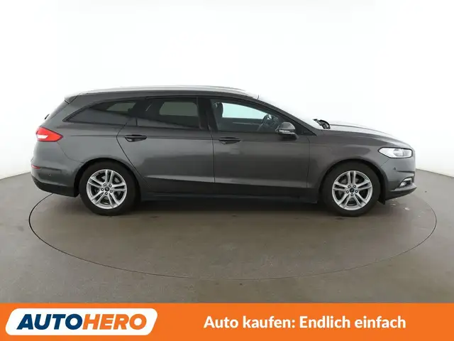 Ford Mondeo view 7