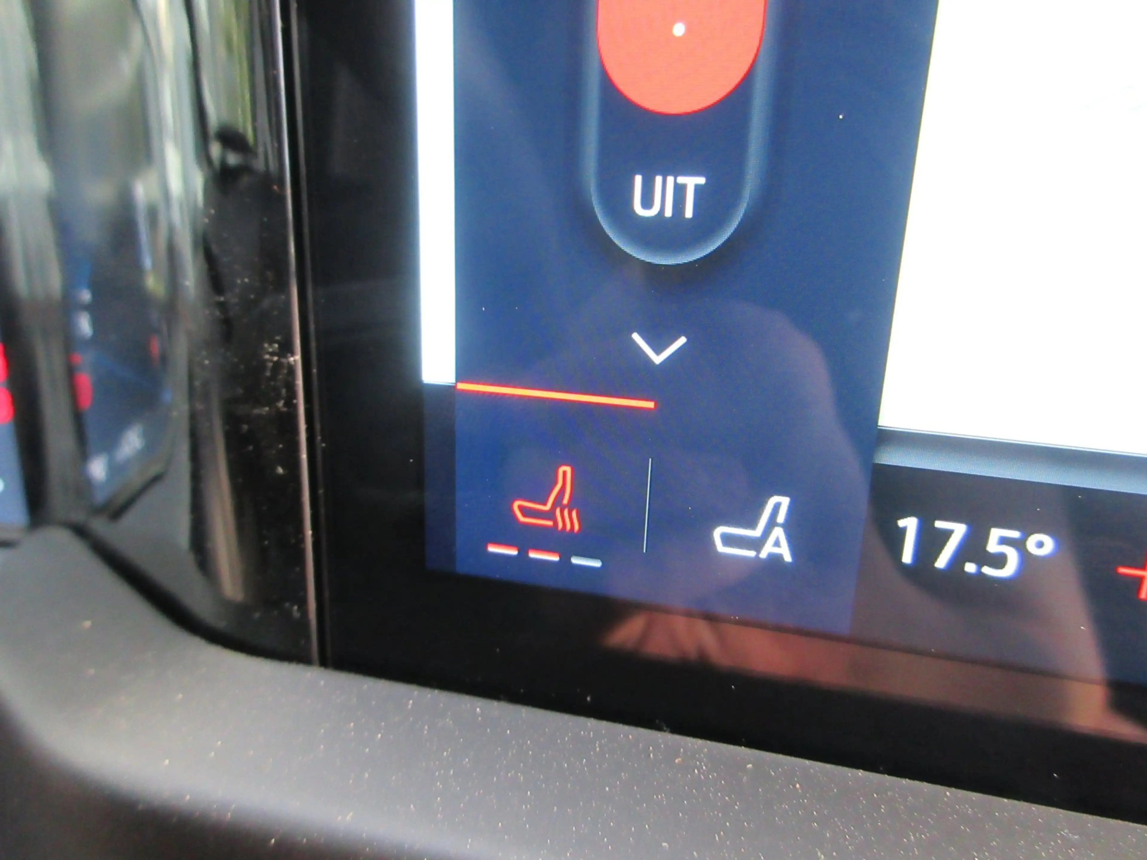 Ford E-Transit Cust. 340 L2H1 Limited 71 kWh 218 pk carplay camer — photo 12