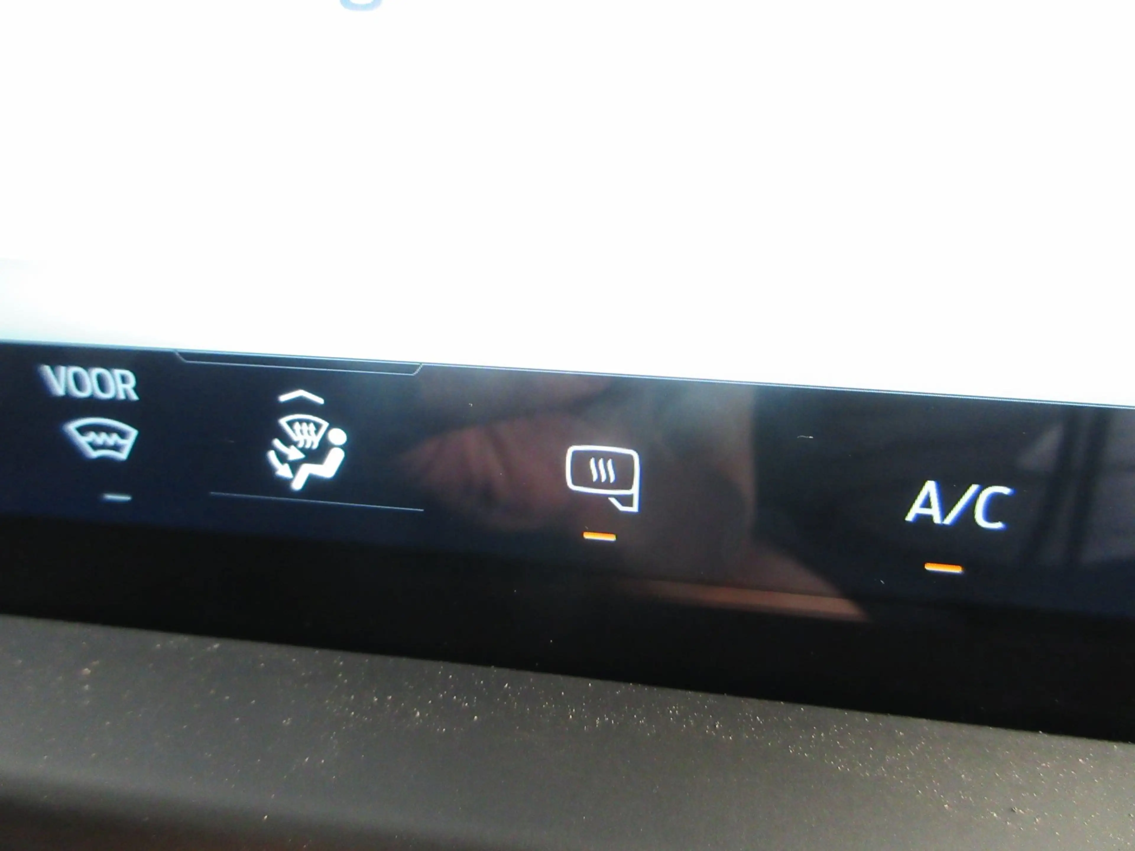 Ford E-Transit Cust. 340 L2H1 Limited 71 kWh 218 pk carplay camer — photo 13