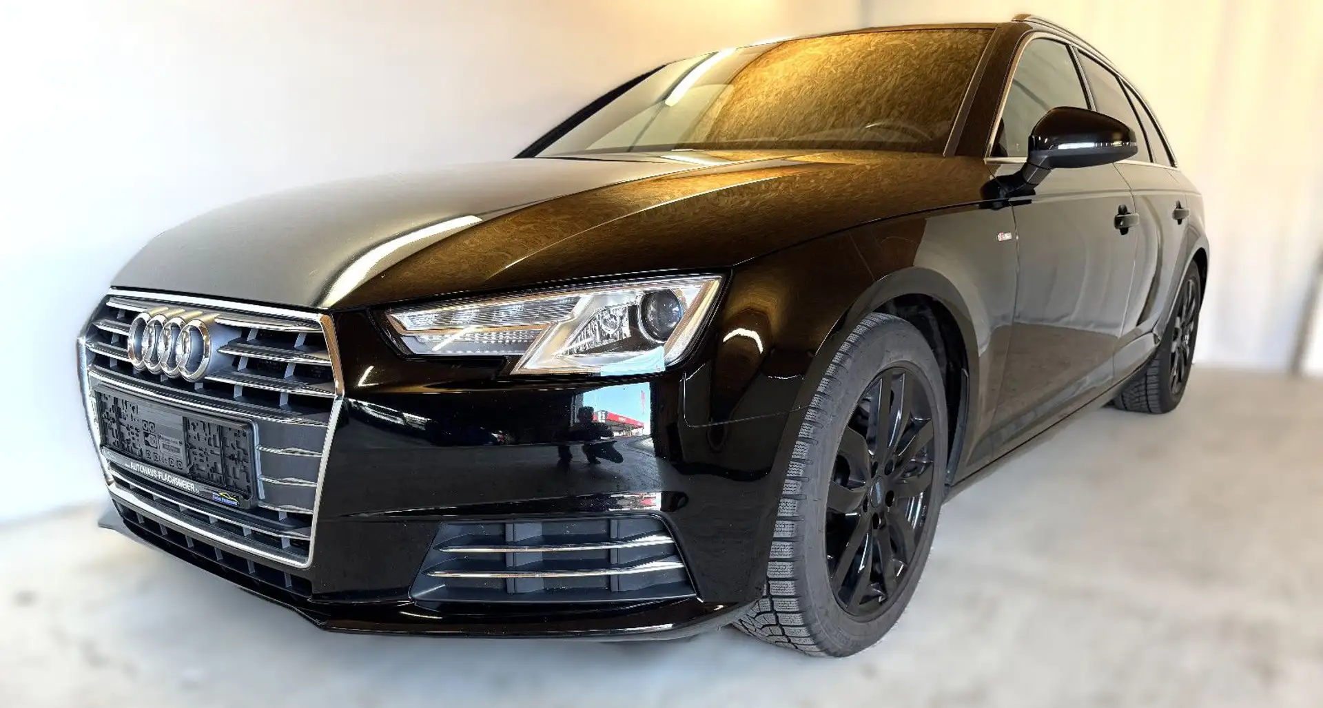 Audi A4 Avant sport S-Line Siyah - 2