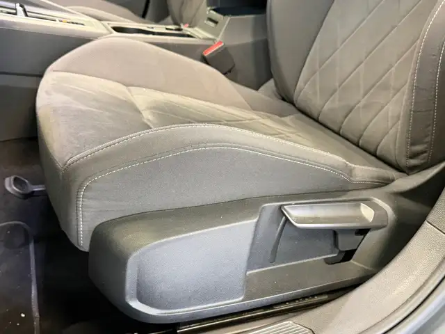 Volkswagen Golf view 15