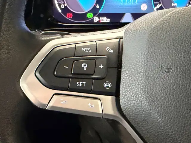 Volkswagen Golf view 22
