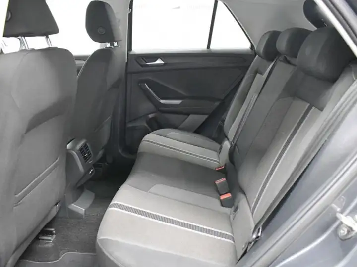 Volkswagen T-Roc Advance 2.0 TDI (2021) 2021, foto 29