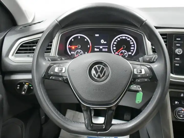 Volkswagen T-Roc Advance 2.0 TDI (2021) 2021, foto 15