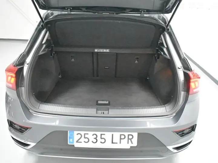 Volkswagen T-Roc Advance 2.0 TDI (2021) 2021, foto 30