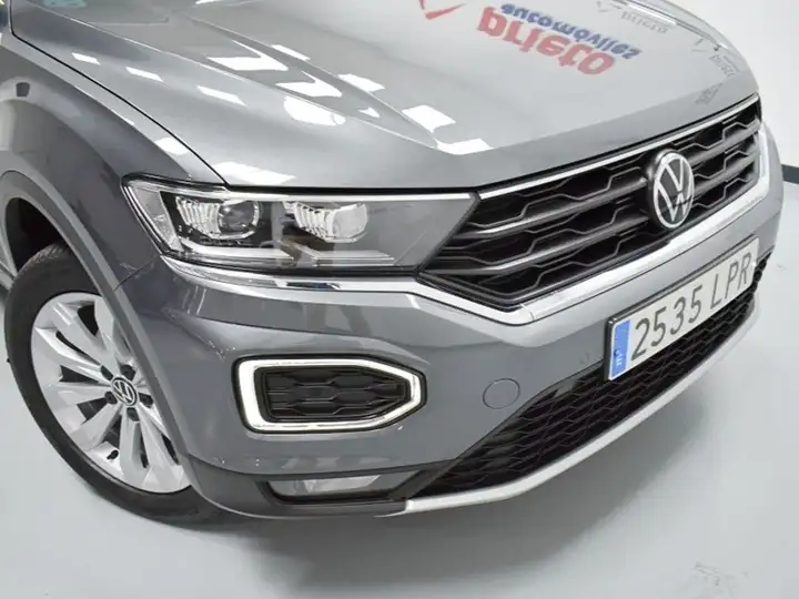 Volkswagen T-Roc Advance 2.0 TDI (2021) 2021, foto 37
