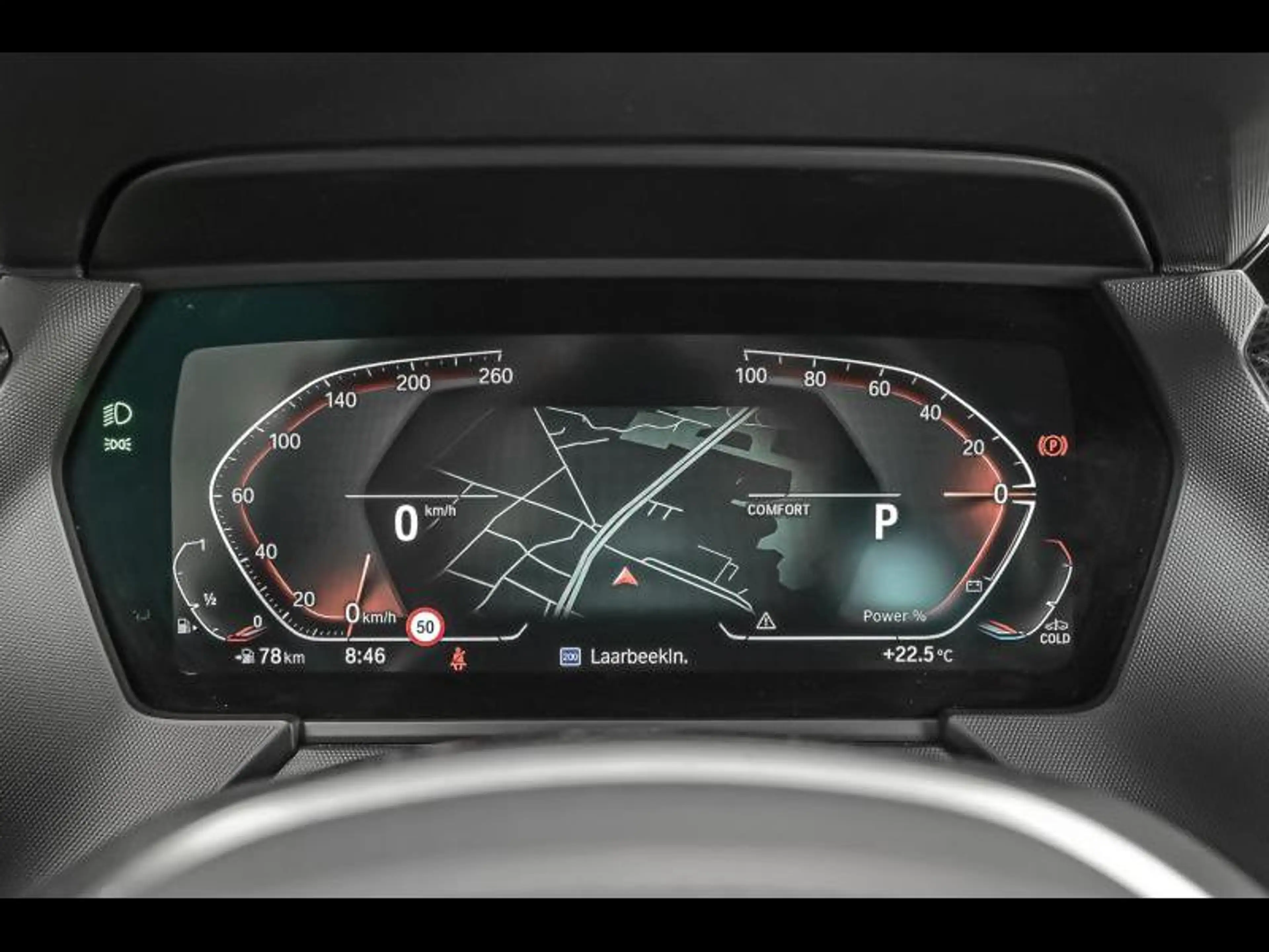 BMW 118 i Hatch - M Pack — photo 10