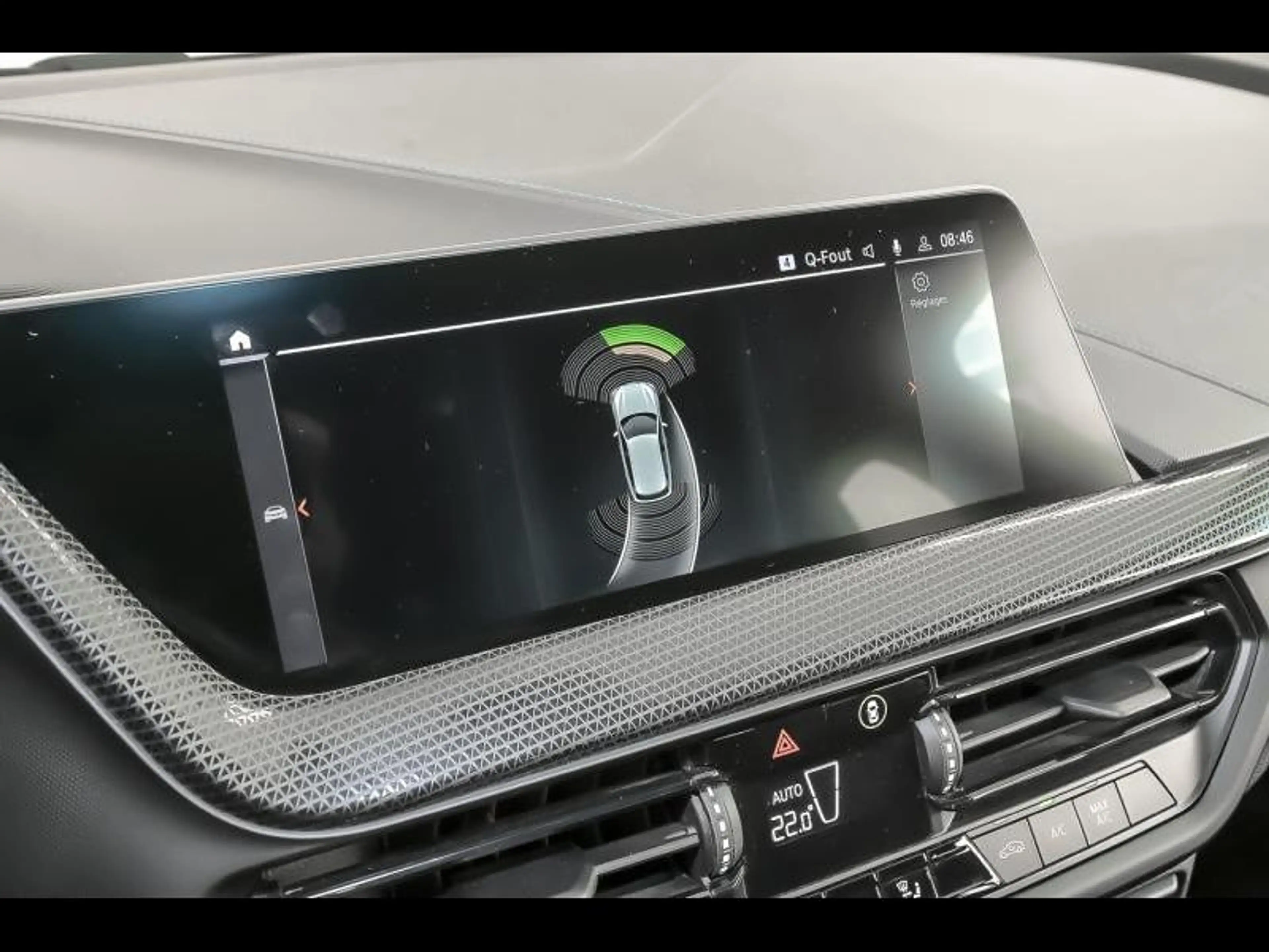 BMW 118 i Hatch - M Pack — photo 14