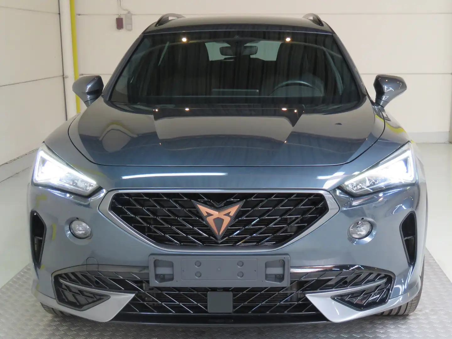 CUPRA Formentor 1.5 TSI Navi App - DAB - Alu - Camera - Half Leder Gris - 2