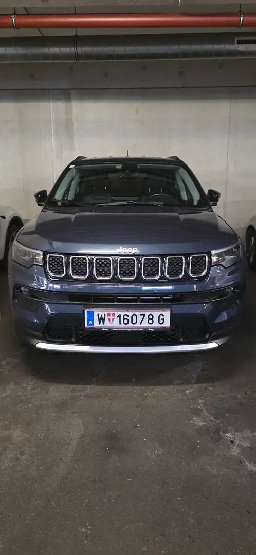 Jeep Compass Compass 1,3 MultiAir Limited Blau - 1