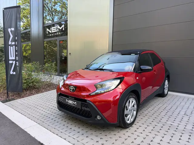Toyota Aygo Aygo X 1.0i VVT-i X-play II,GARANTIE,NAVI,CRUISE,CAMERA,ACC
