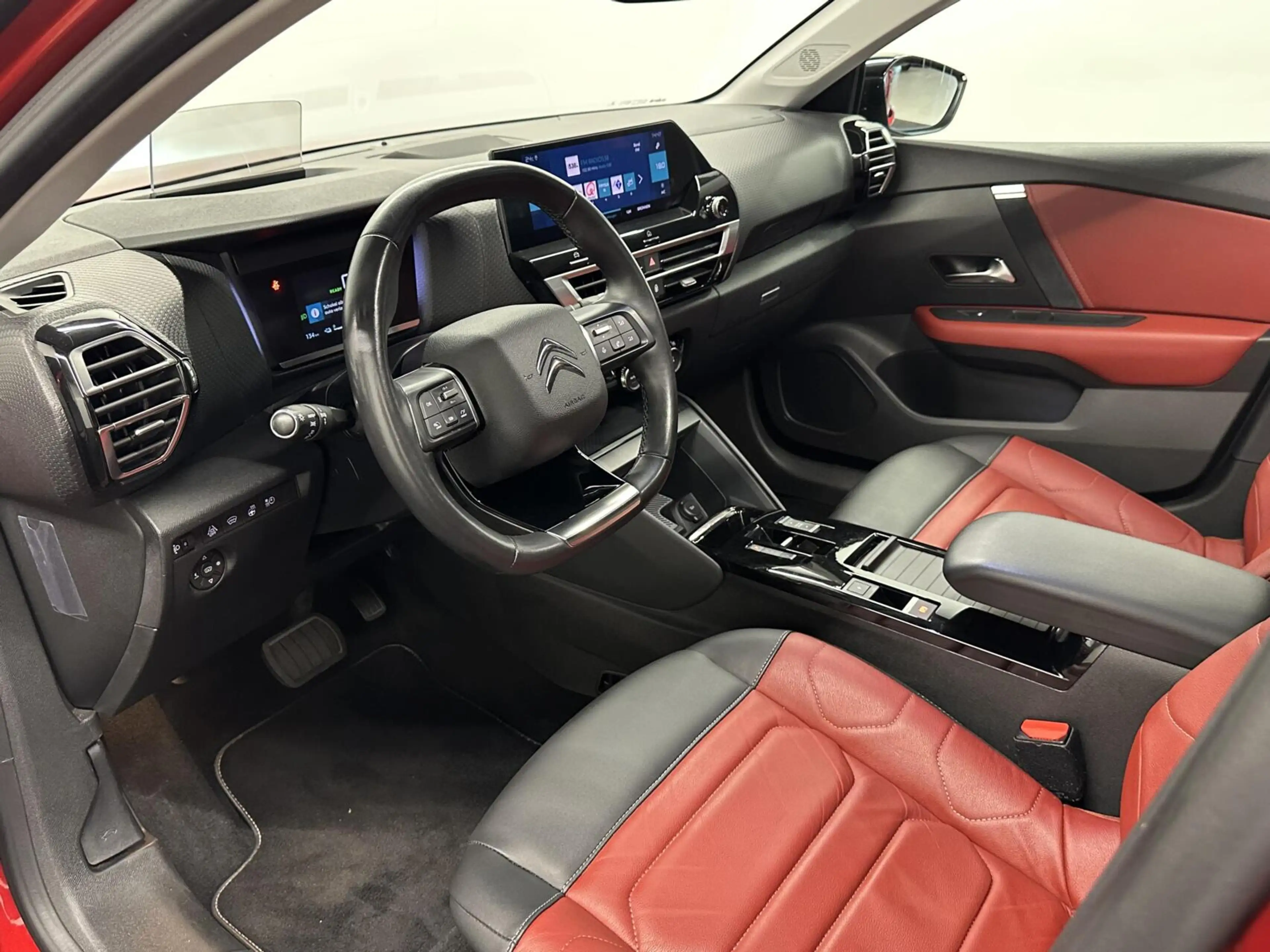 Citroen E-C4 Electric Shine 50 kWh PANO LEER CARPLAY HEAD UP ADAPTIEF CR — photo 15