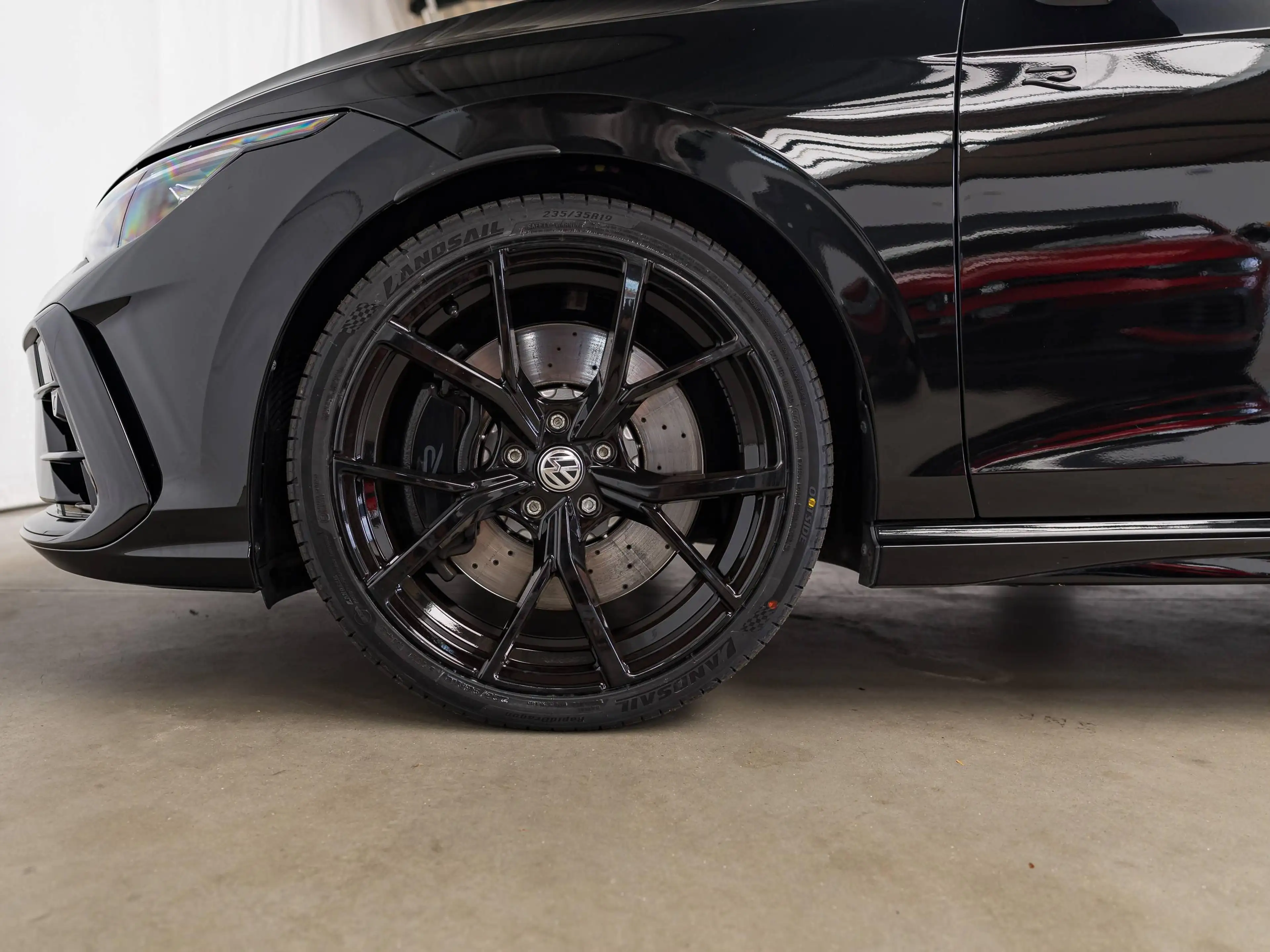 Volkswagen Golf R 4-MOTION|BLACK EDITION|AKRAPOVIC|PANO|ALCANTARA|ZETELVERW.|SFEERVERL.|IQLIGHTS|GARANTIE|ACC|LA|CAMERA| — photo 9
