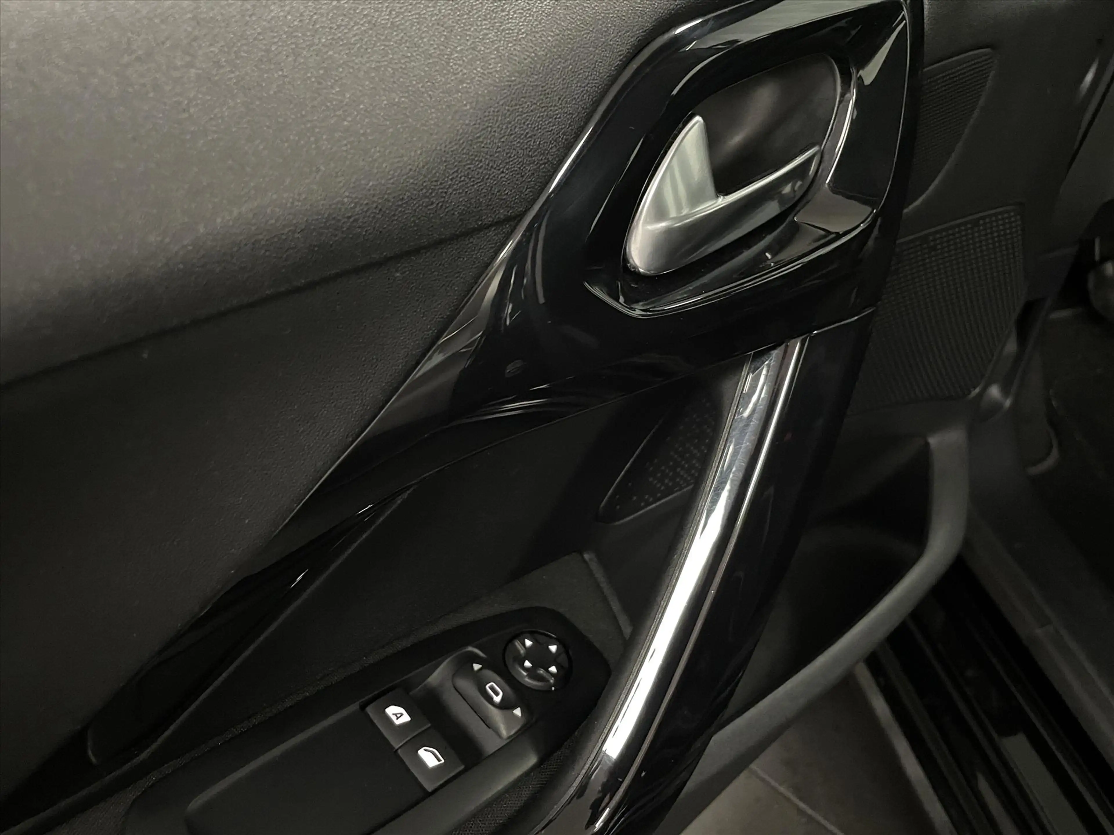 Peugeot 208 ACTIVE 5drs 82pk Navi+Mirrorlink | Airco | Cruise — photo 29