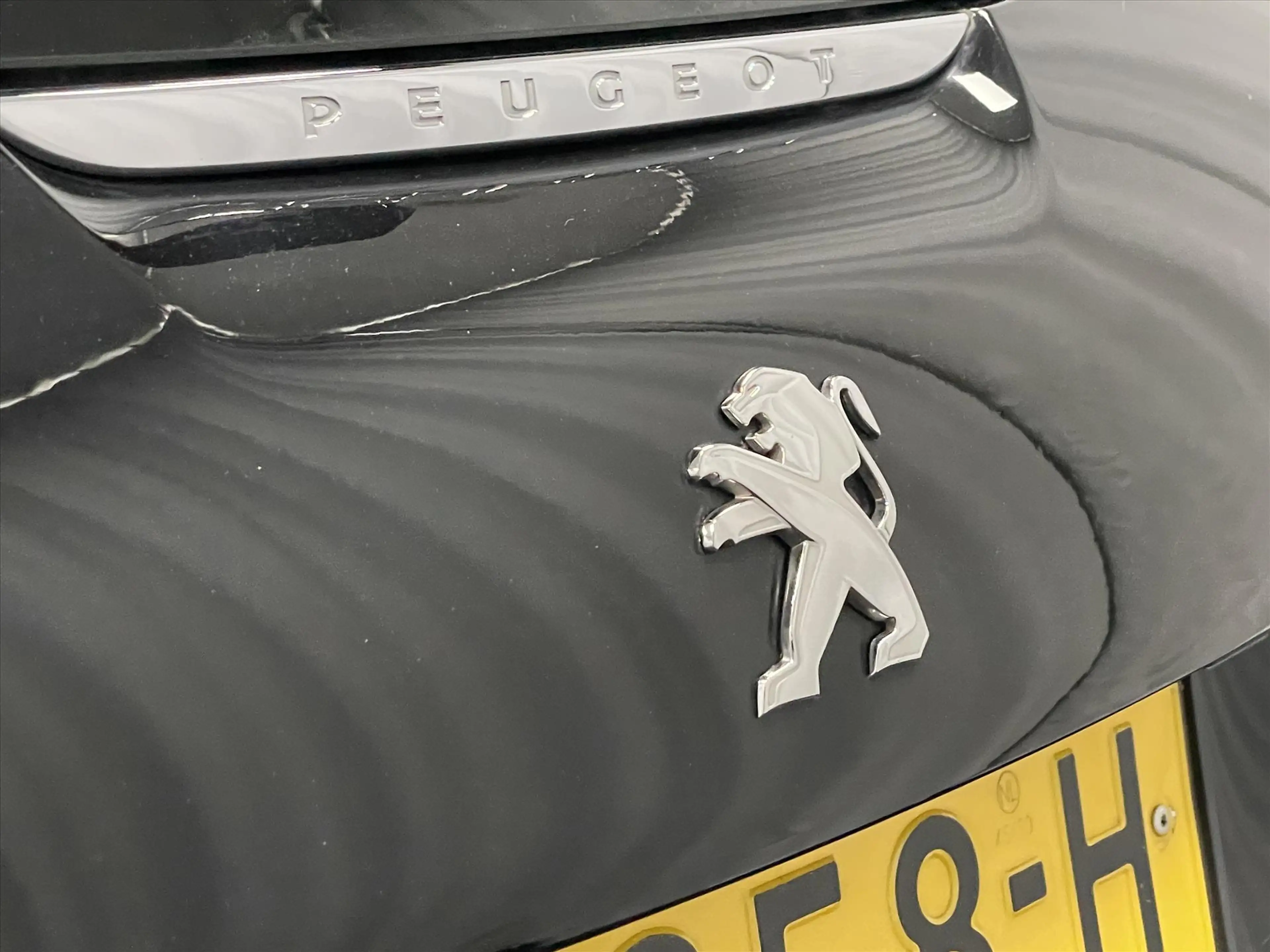 Peugeot 208 ACTIVE 5drs 82pk Navi+Mirrorlink | Airco | Cruise — photo 17