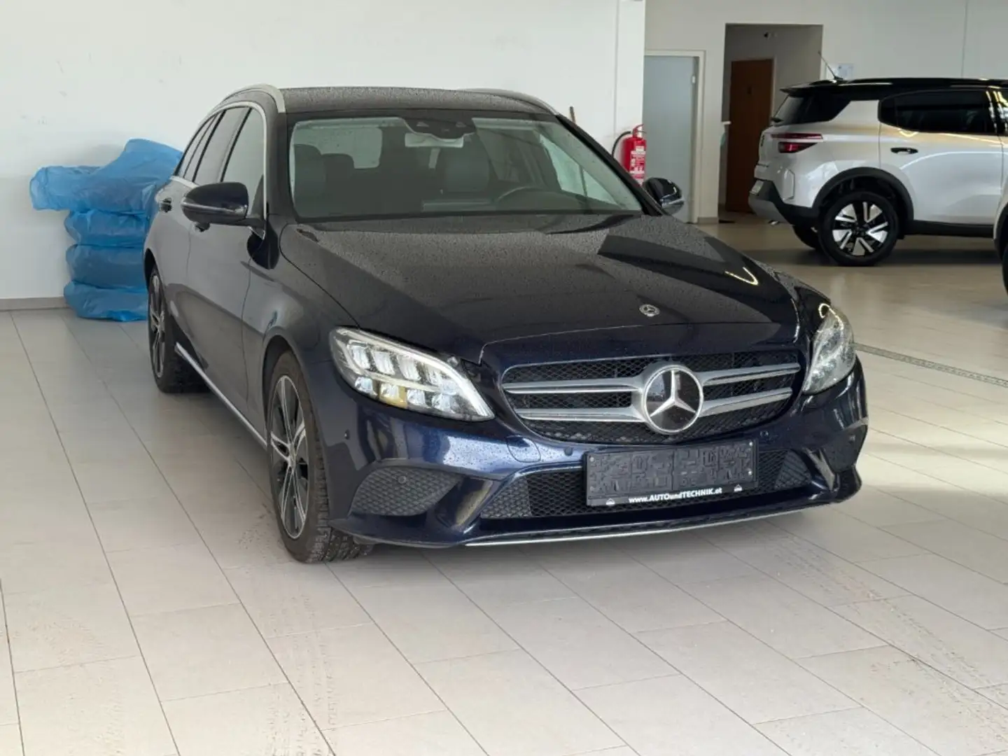 Mercedes-Benz 200 Mercedes Benz C 200 D Blau - 2