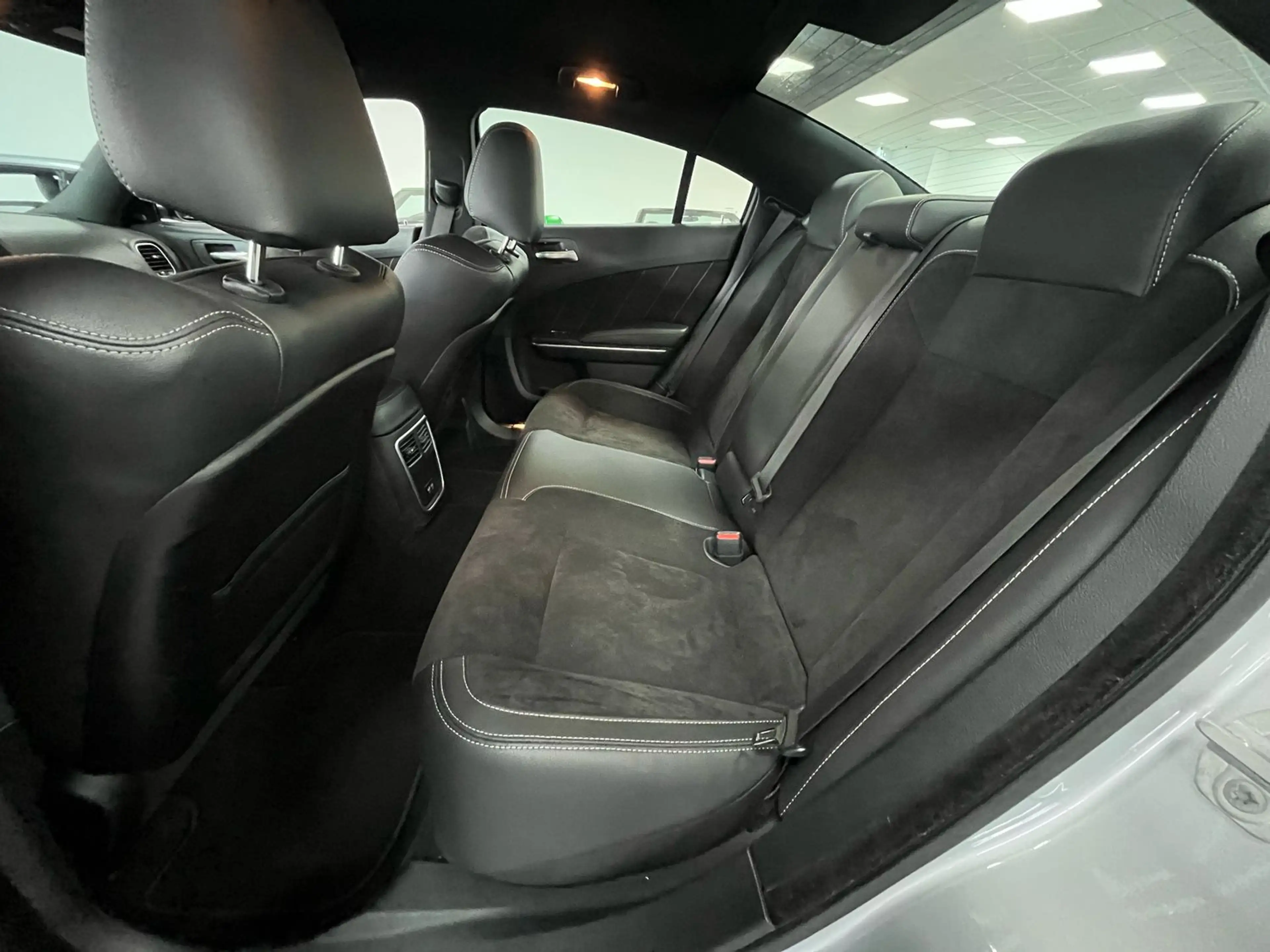 Dodge Charger RT 5,7l V8 *SHZ / AUT / LEDER/Navi/Apple* — photo 12