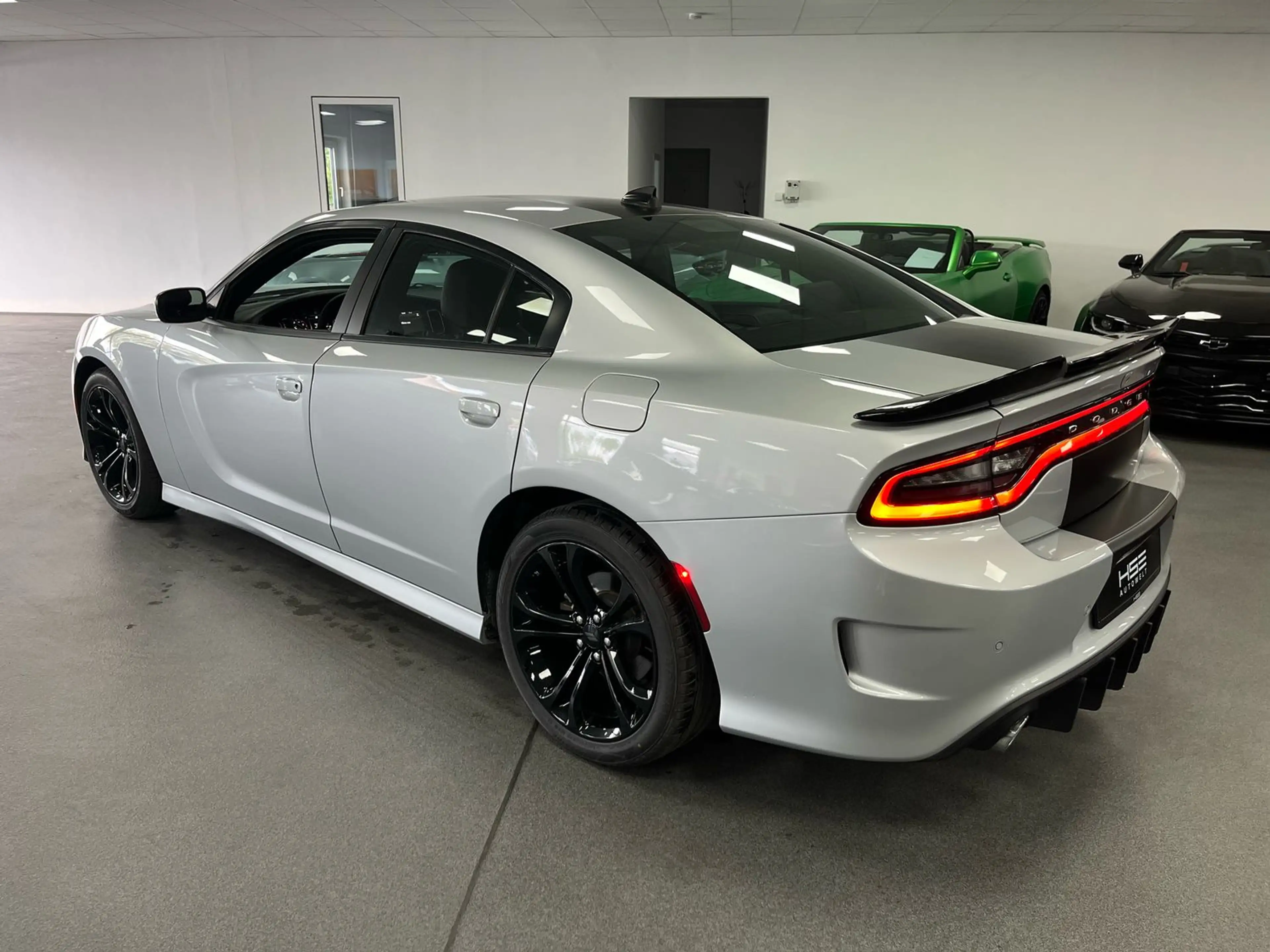 Dodge Charger RT 5,7l V8 *SHZ / AUT / LEDER/Navi/Apple* — photo 7