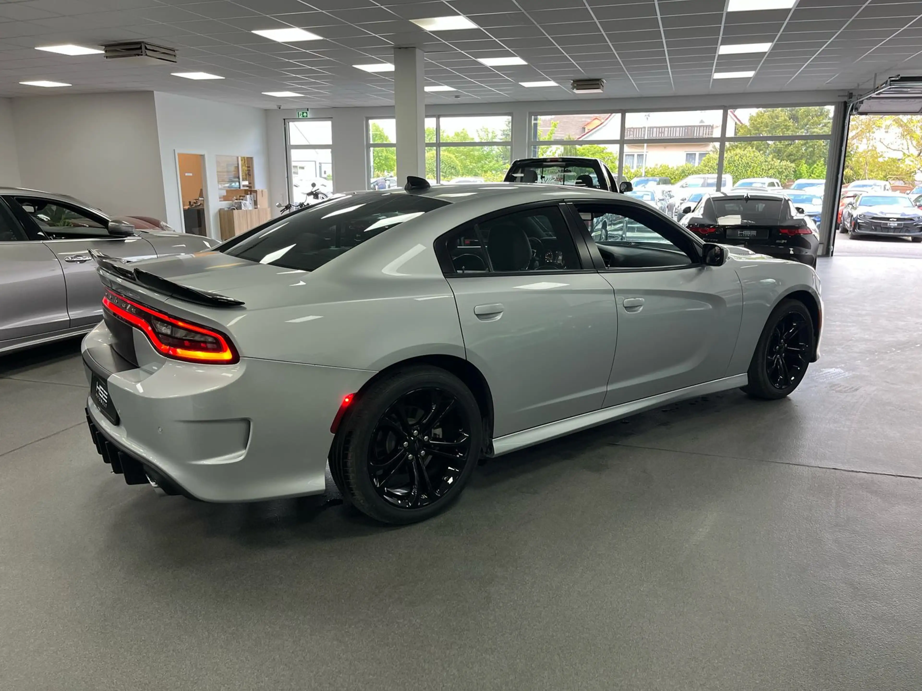 Dodge Charger RT 5,7l V8 *SHZ / AUT / LEDER/Navi/Apple* — photo 9
