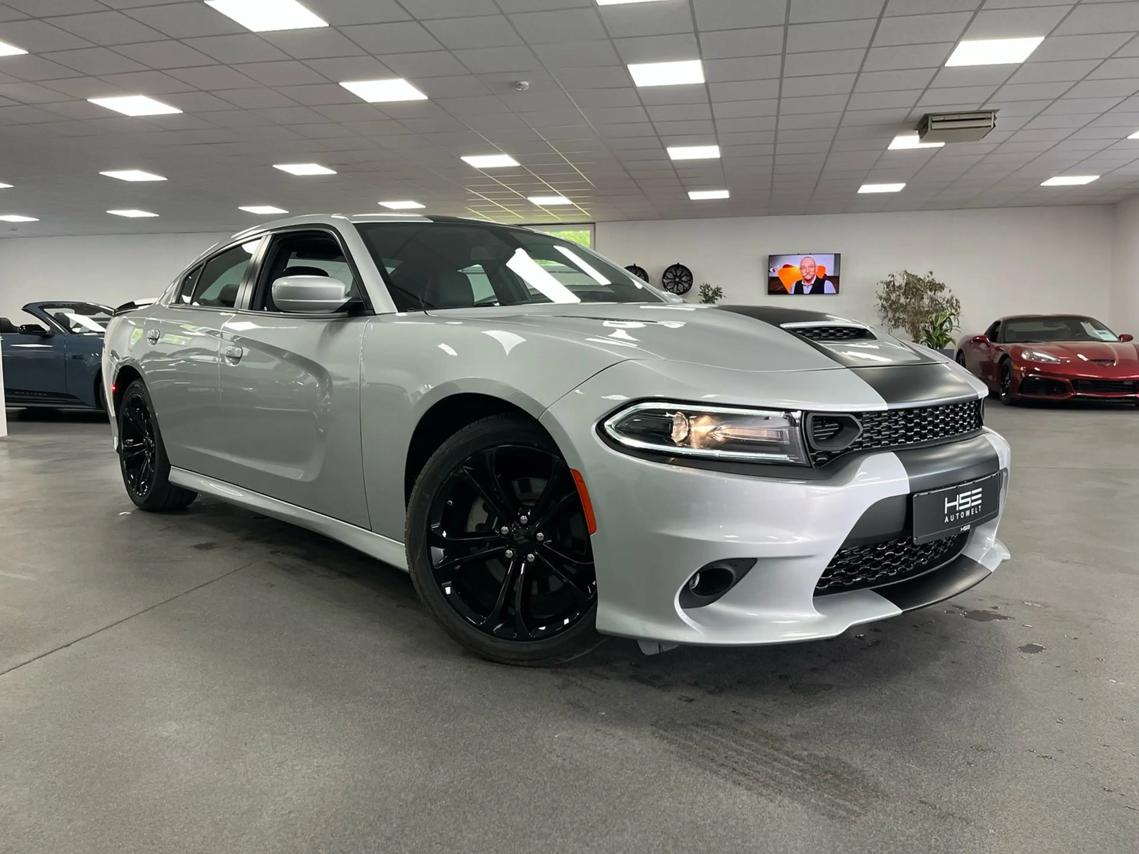Dodge Charger RT 5,7l V8 *SHZ / AUT / LEDER/Navi/Apple* — photo 5