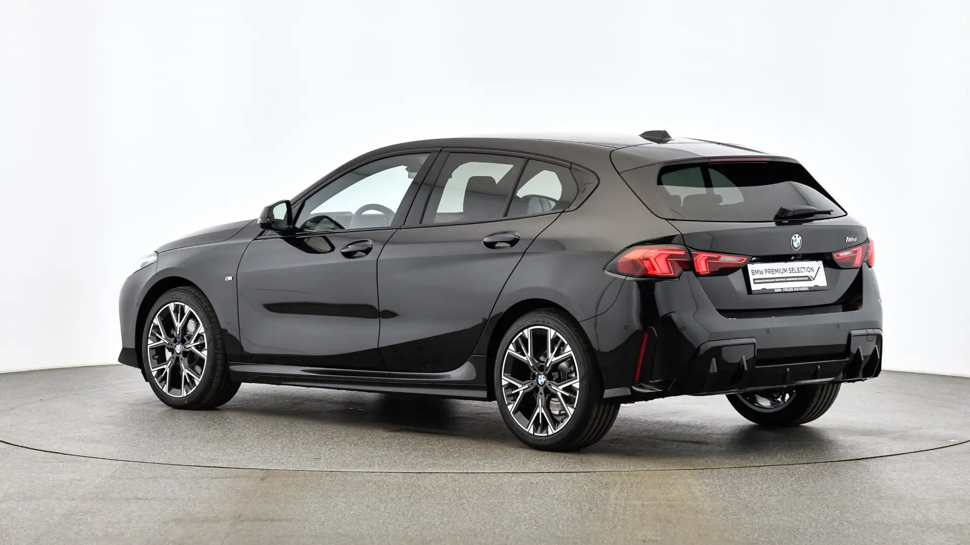 BMW 118 d Schwarz - 2