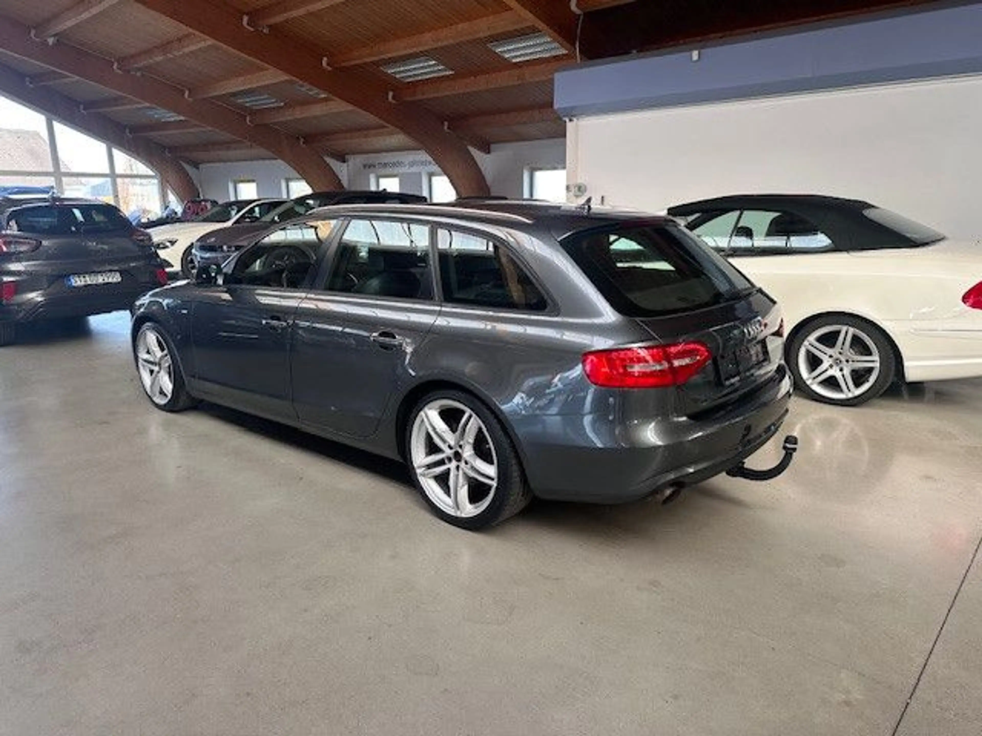 Audi A4 1.8 TFSI TSI S-line Sportpaket — photo 4
