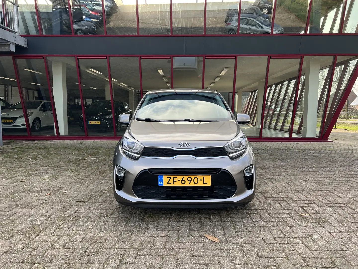 Kia Picanto 1.0 CVVT Design Edition | 77.000 km. | 1e eigenaar Gris - 2