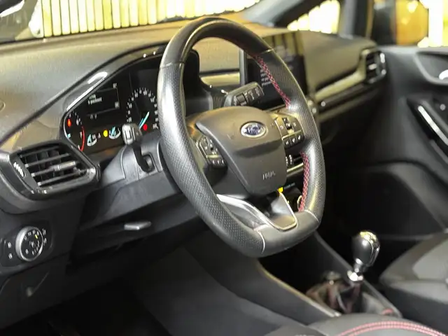 Ford Fiesta view 3