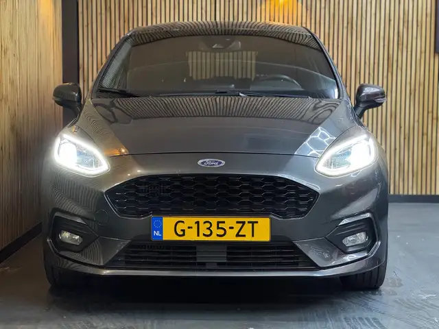 Ford Fiesta view 9