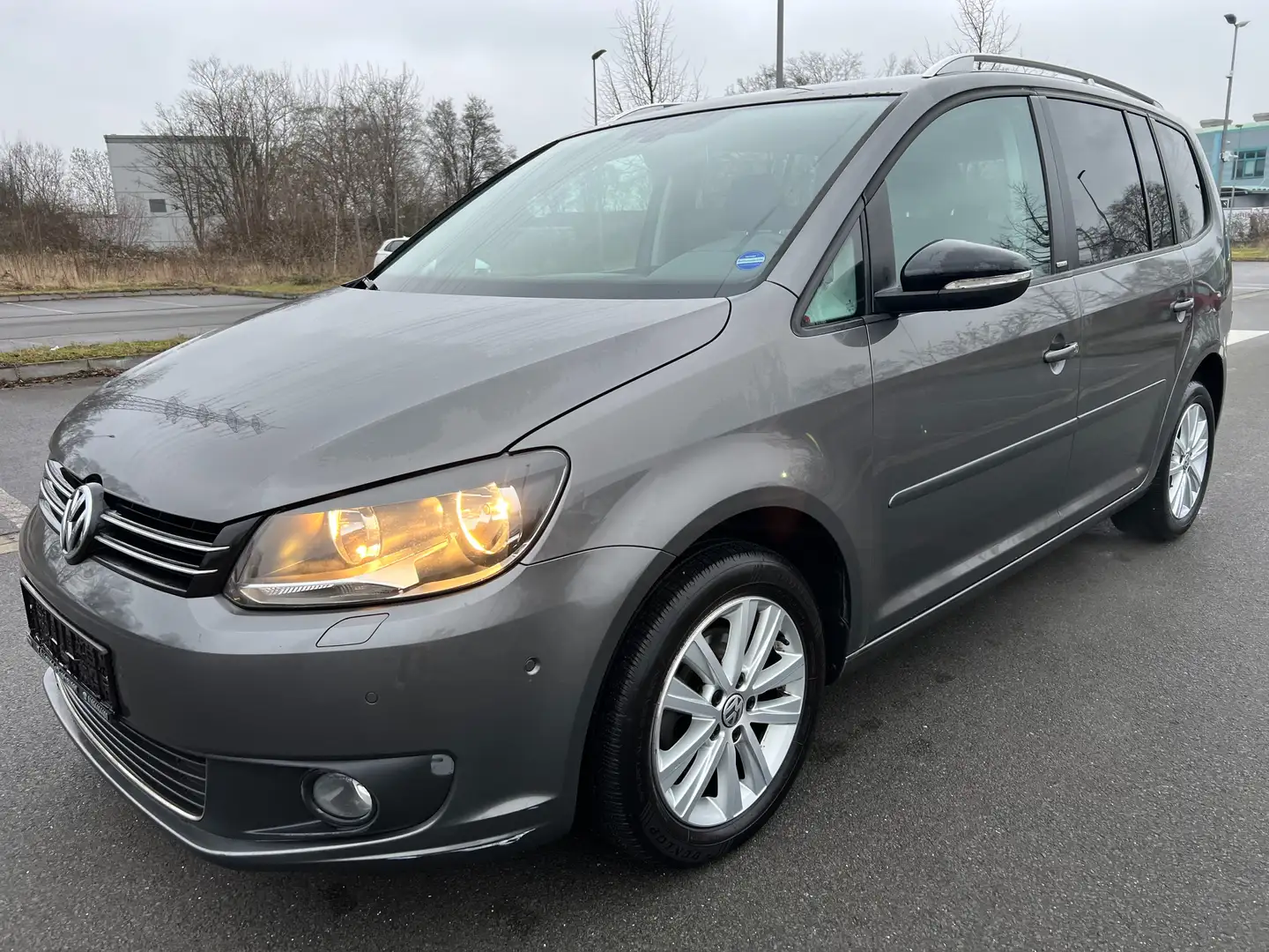Volkswagen Touran Touran 1.4 TSI DSG STYLE Gris - 1