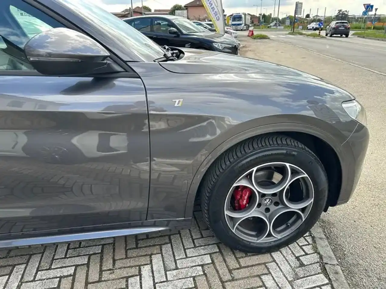 Alfa Romeo Stelvio 2022 — фото 17