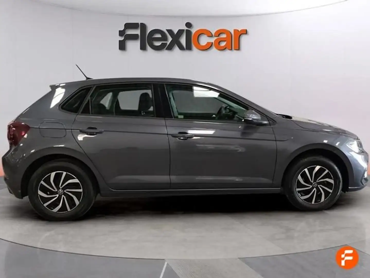 Volkswagen Polo 1.0 TSI Life 70kW Gris - 2