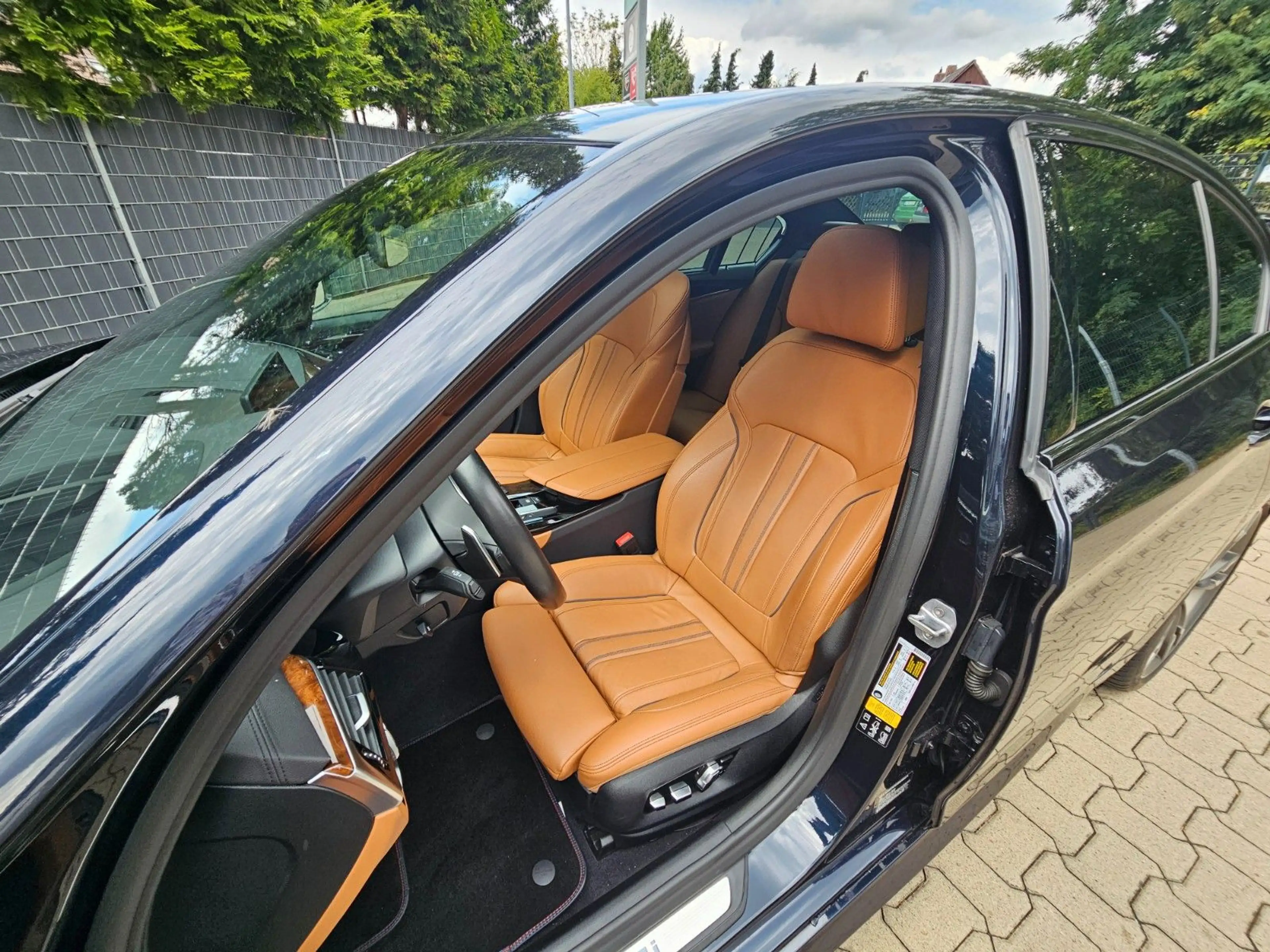 BMW 550 i xDrive — photo 14