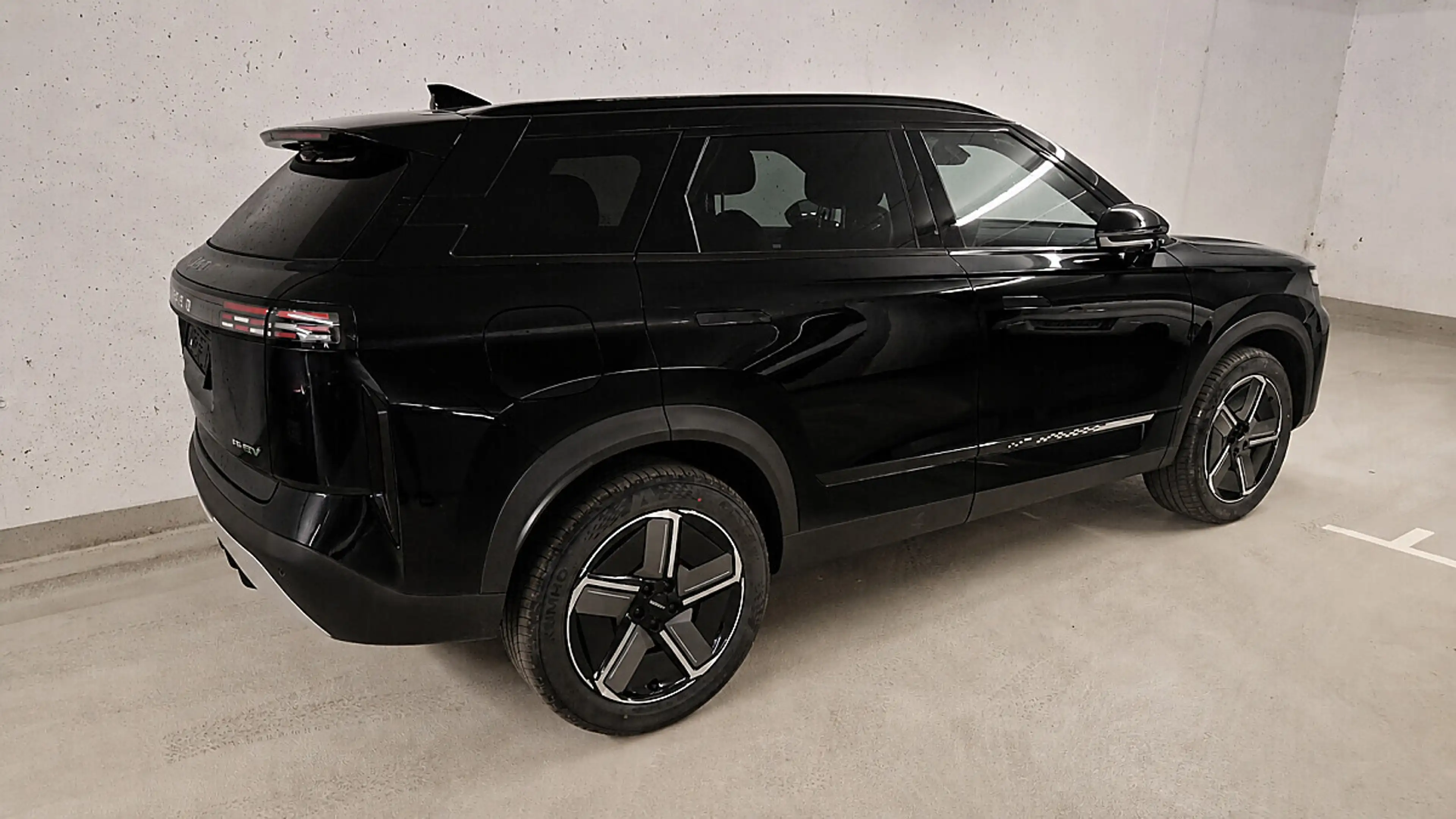 Jaecoo J7 7 PHEV Premium Line Aut. — photo 8