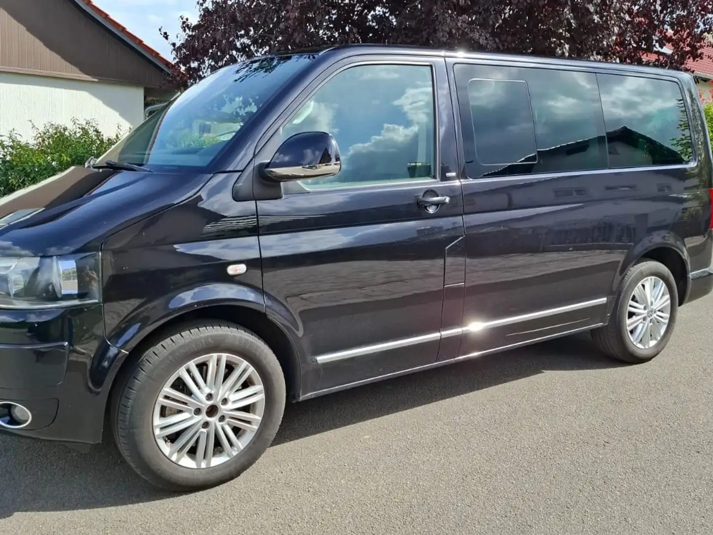 Volkswagen T5 Multivan Comfortline Cup Schwarz - 2