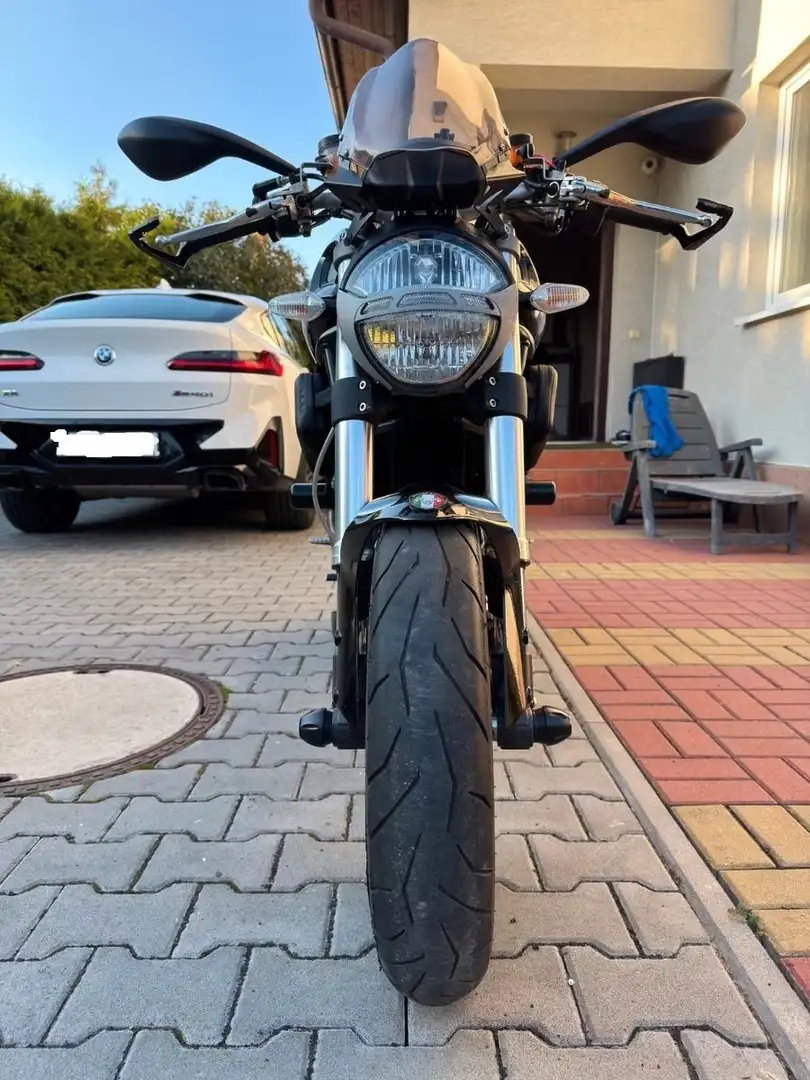 Ducati Monster 1100 Zwart - 2