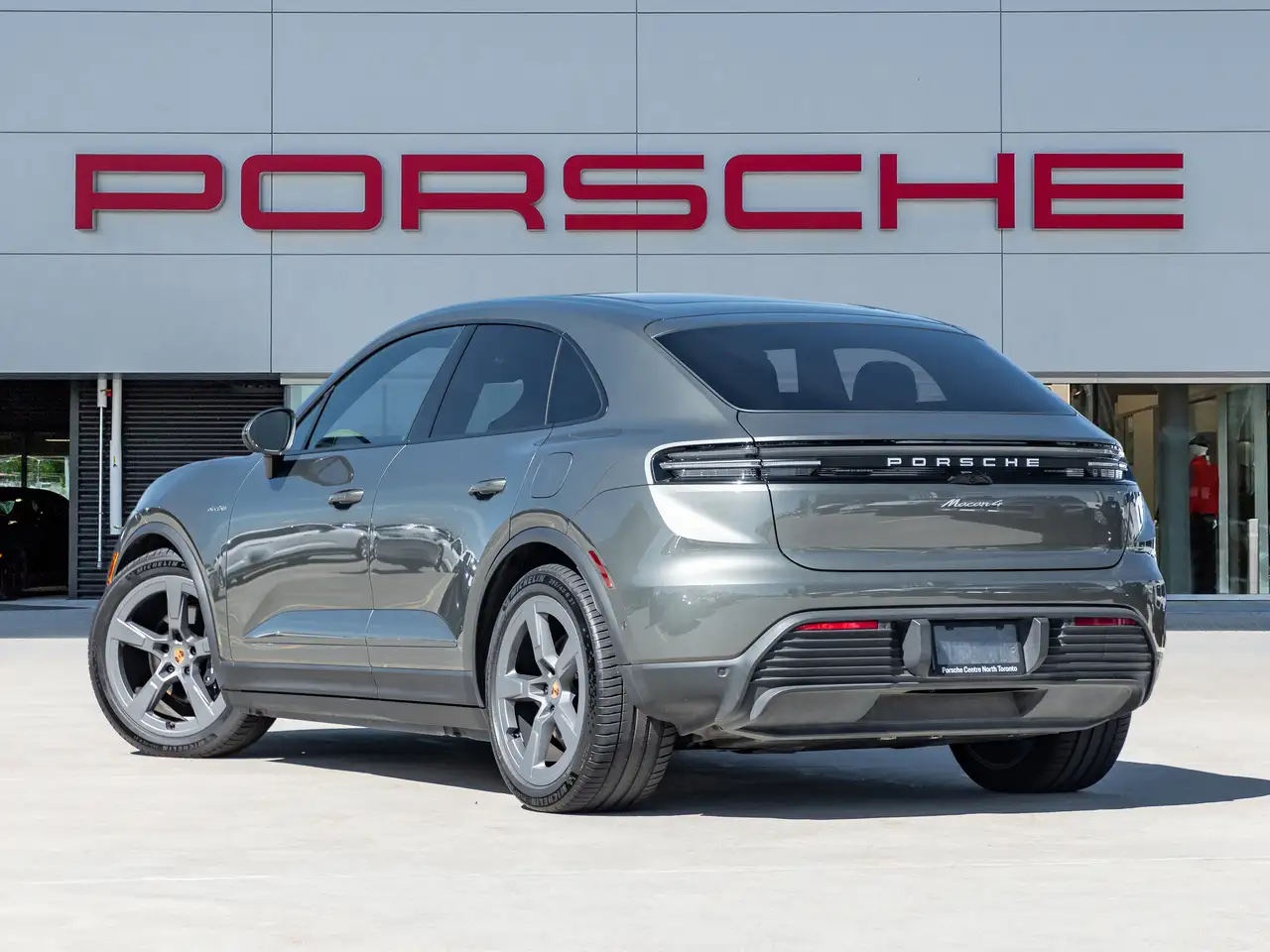 Porsche Macan снимка Porsche Macan