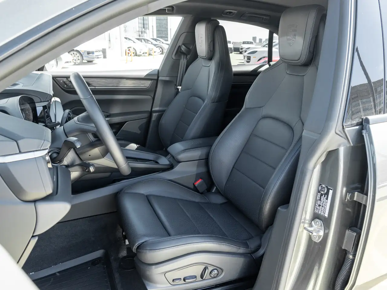 Porsche Macan снимка Porsche Macan