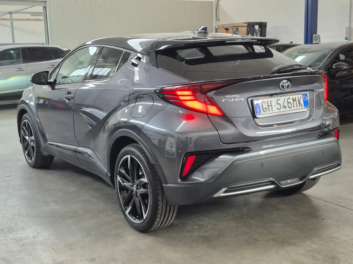 Toyota C-HR 2.0h GR Sport e-cvt - 1