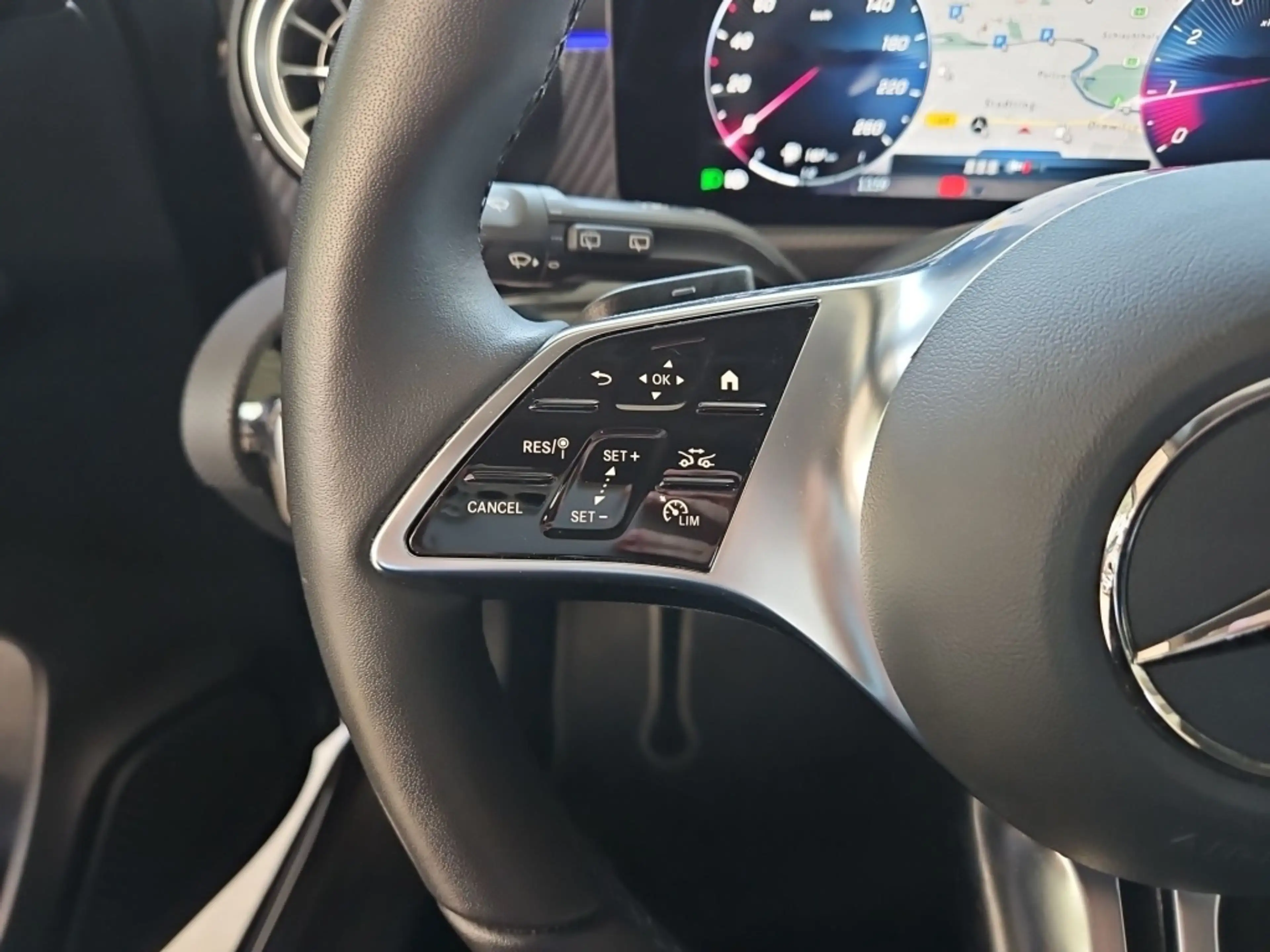 Mercedes-Benz A 180 Progressive Navi LED SpurH SHZ KeyLess KAM — photo 15