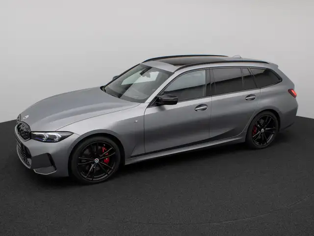 BMW 3 Series view 12