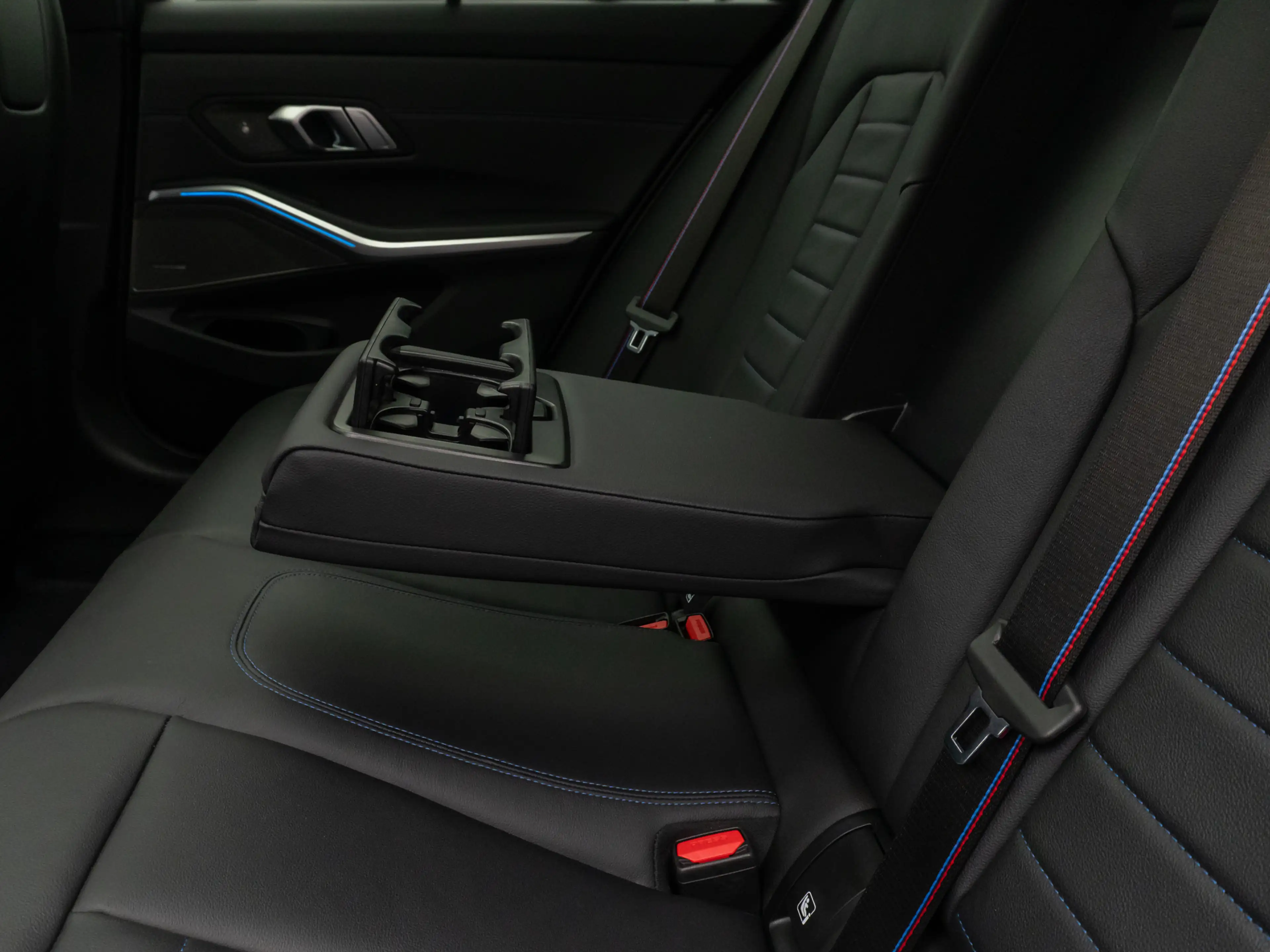 BMW 340 Kamera Panorama HUD DAB H K Individual — photo 29