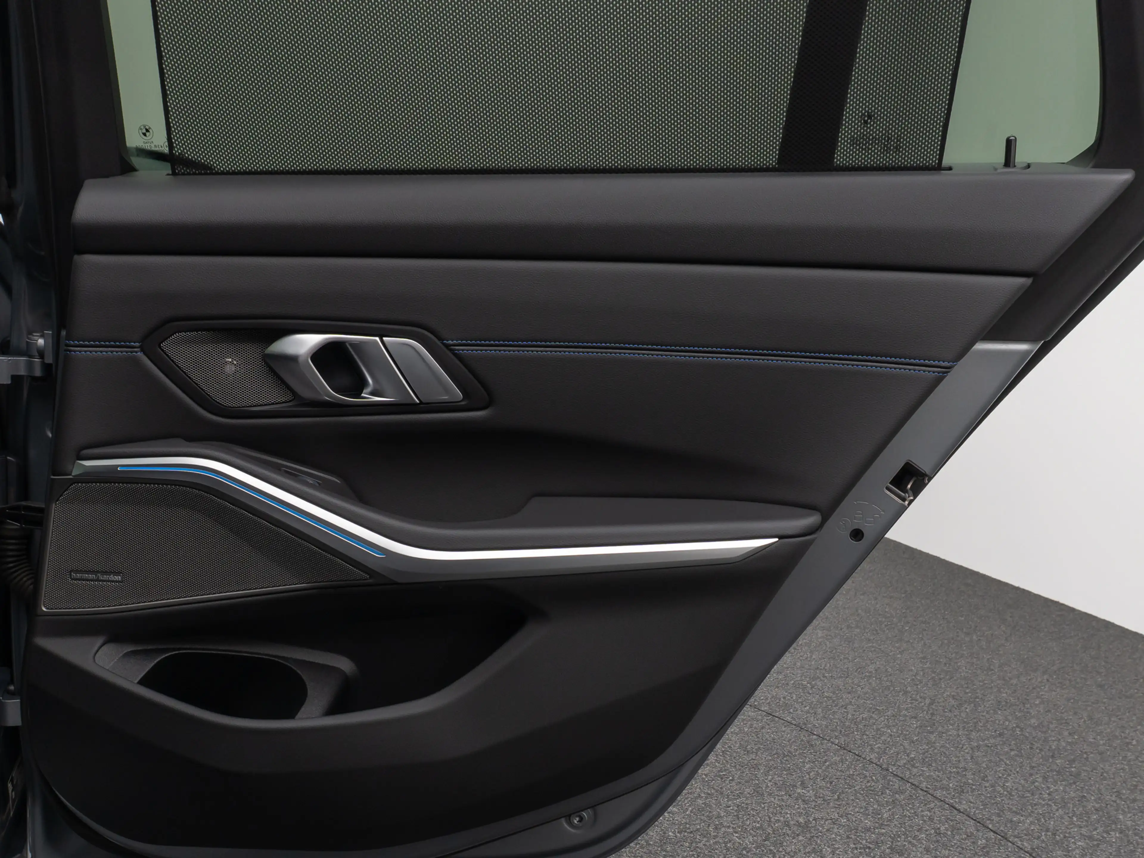 BMW 340 Kamera Panorama HUD DAB H K Individual — photo 34